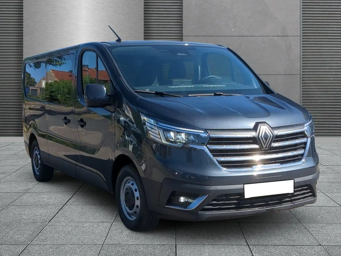 Renault Trafic L2H1 Extra AHK+PDC+RFK DoKa dCi 170 125 kW (170... Grau - 1