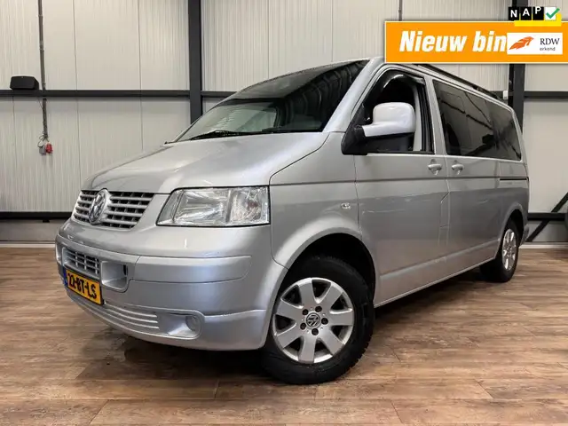 Volkswagen Transporter Dubbel Cabine 2.5 TDI 96KW 300 / CRUISE / CAMERA /