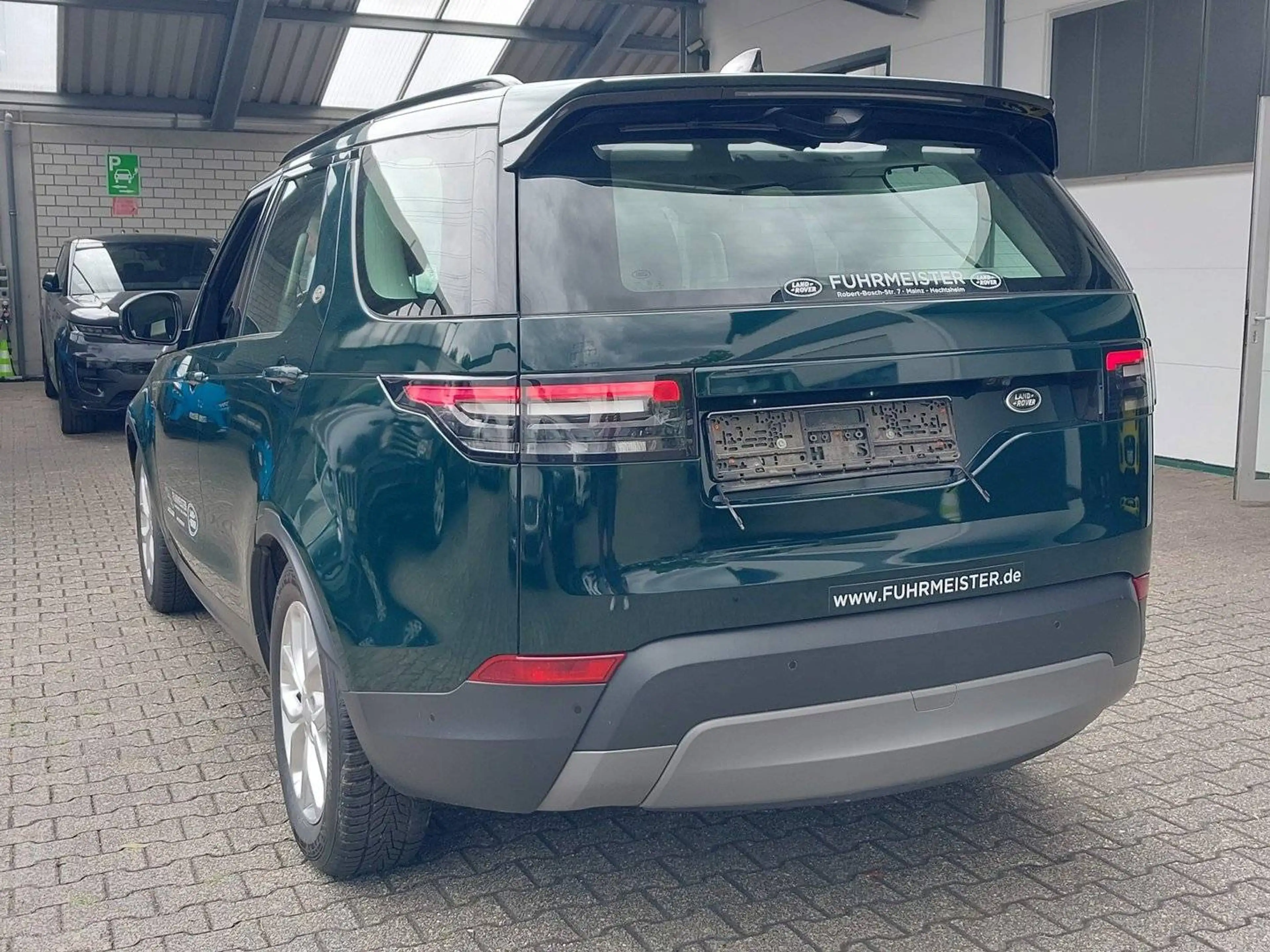 Land Rover Discovery SE SD4 — photo 4