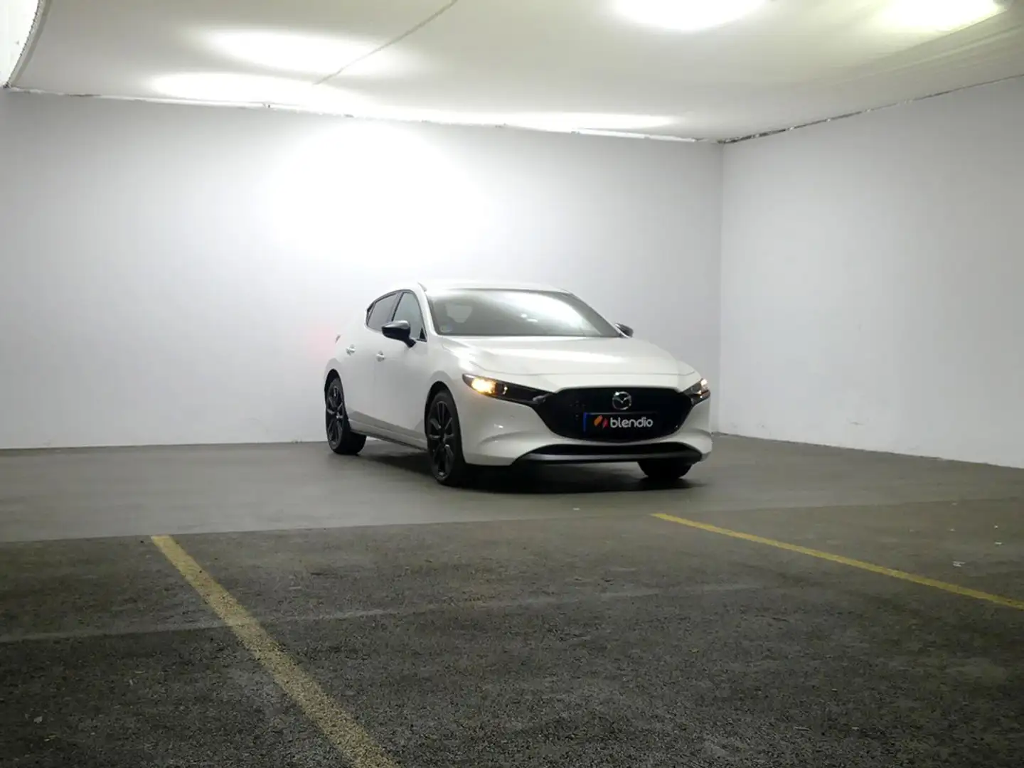 Mazda 3 2.0 e-Skyactiv-X Homura 137kW Beyaz - 2