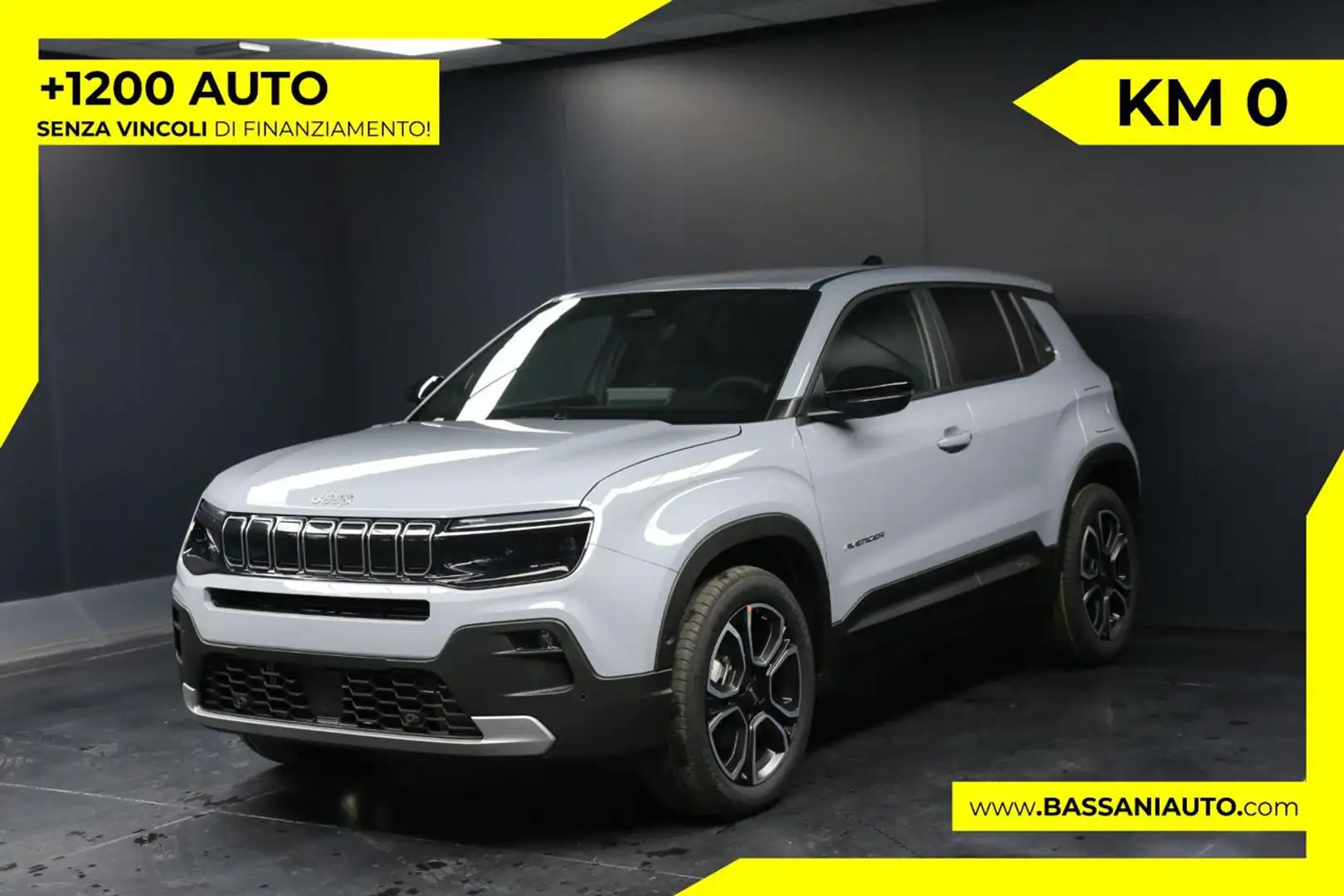 Jeep Avenger 1.2 Turbo 110CV MHEV Summit Grau - 1