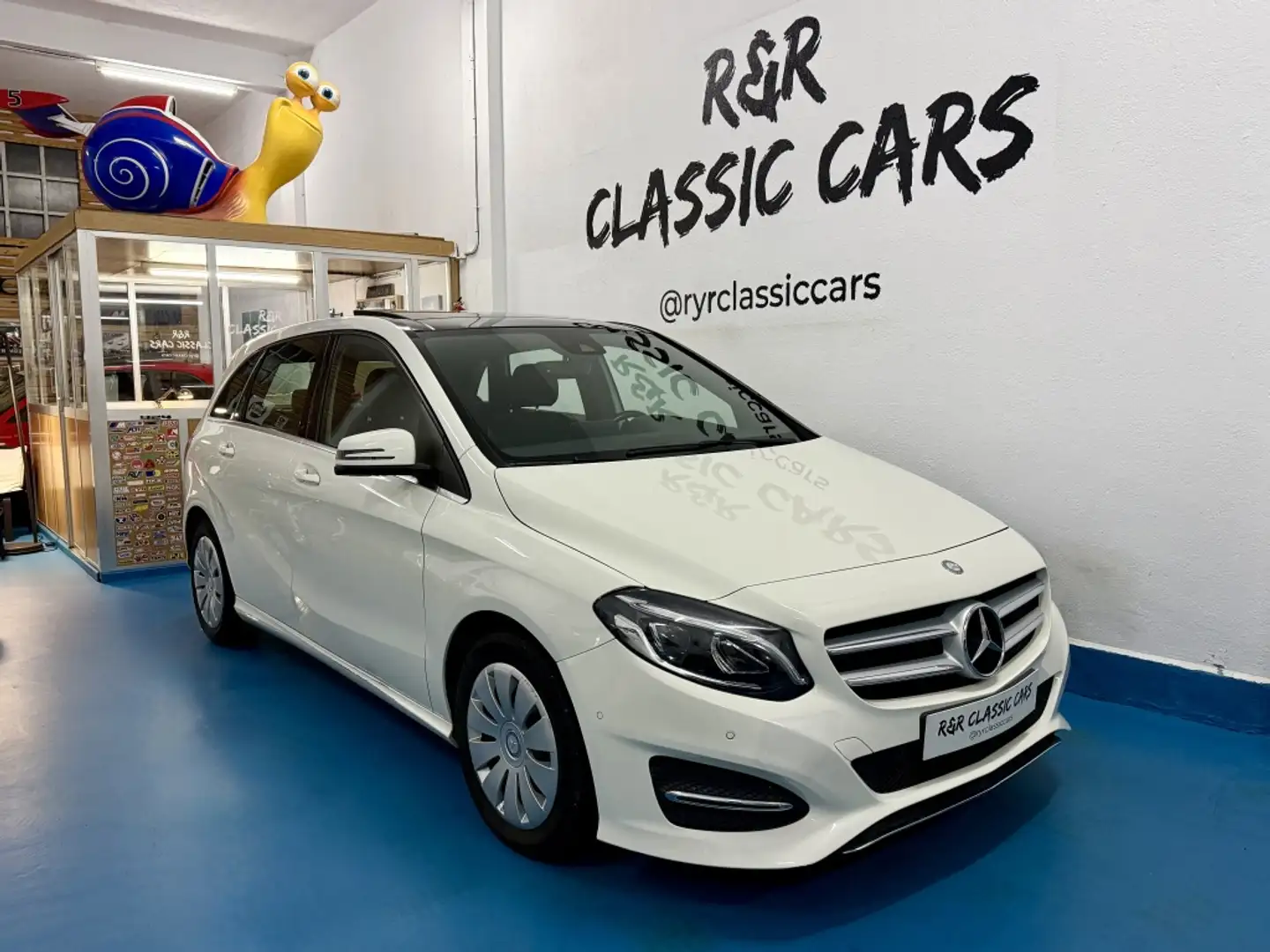 Mercedes-Benz B 200 200d Weiß - 1
