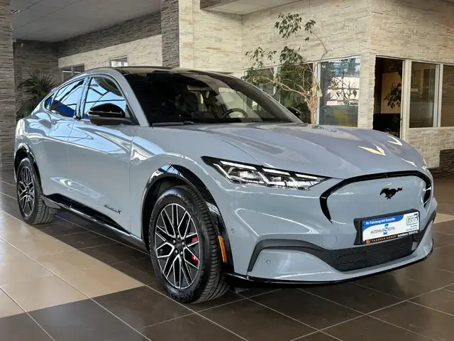 Ford Mustang Mach-E Premium*ACC*SHZ*LED*360Cam*Pano*