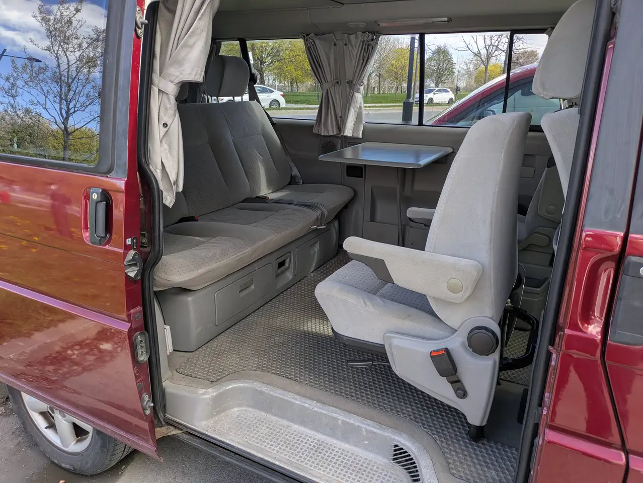 Volkswagen Eurovan снимка Volkswagen Eurovan