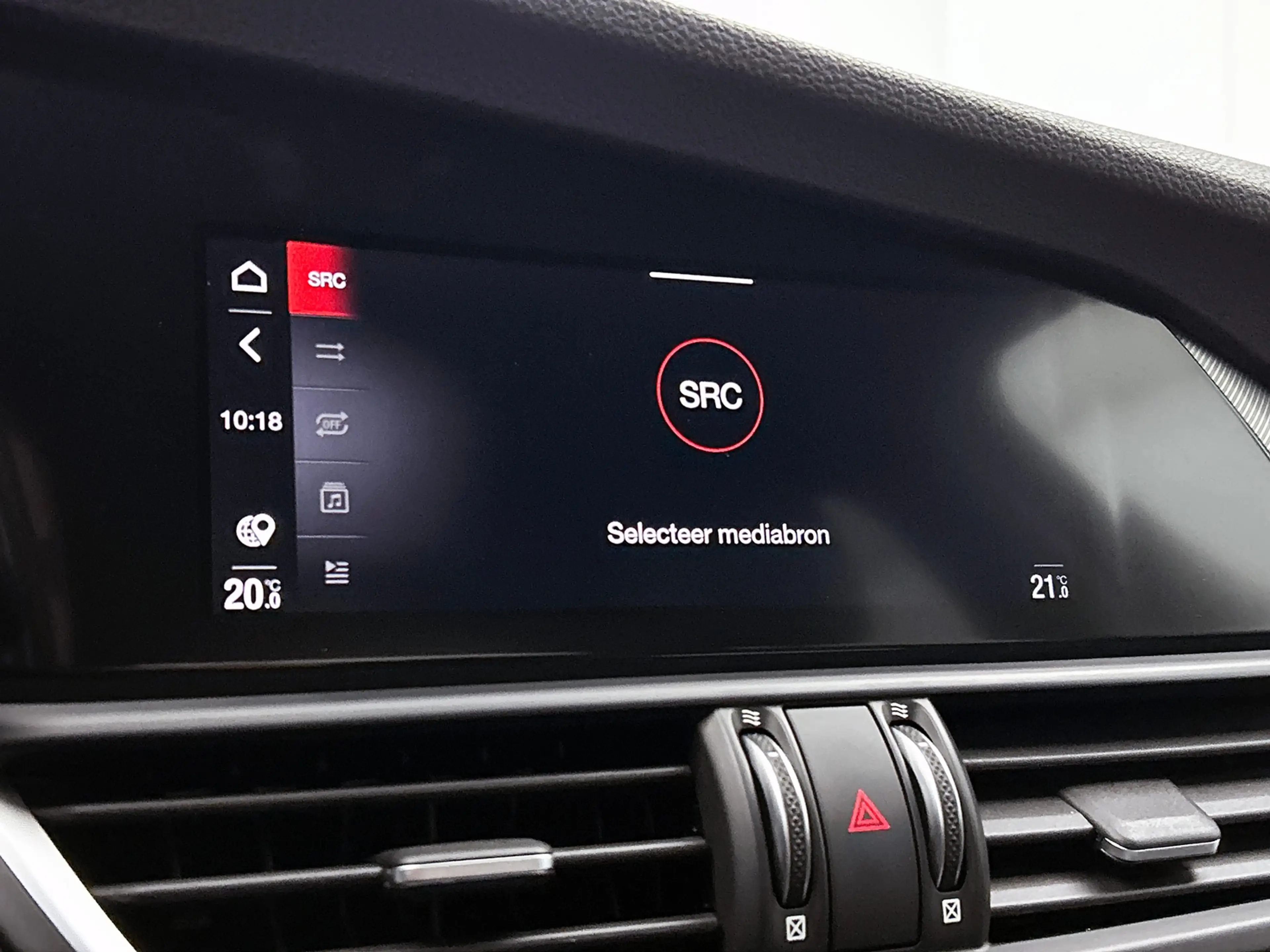 Alfa Romeo Giulia 2.0T Sprint | Trekhaak | Clima | Navi | 12 maanden — photo 6