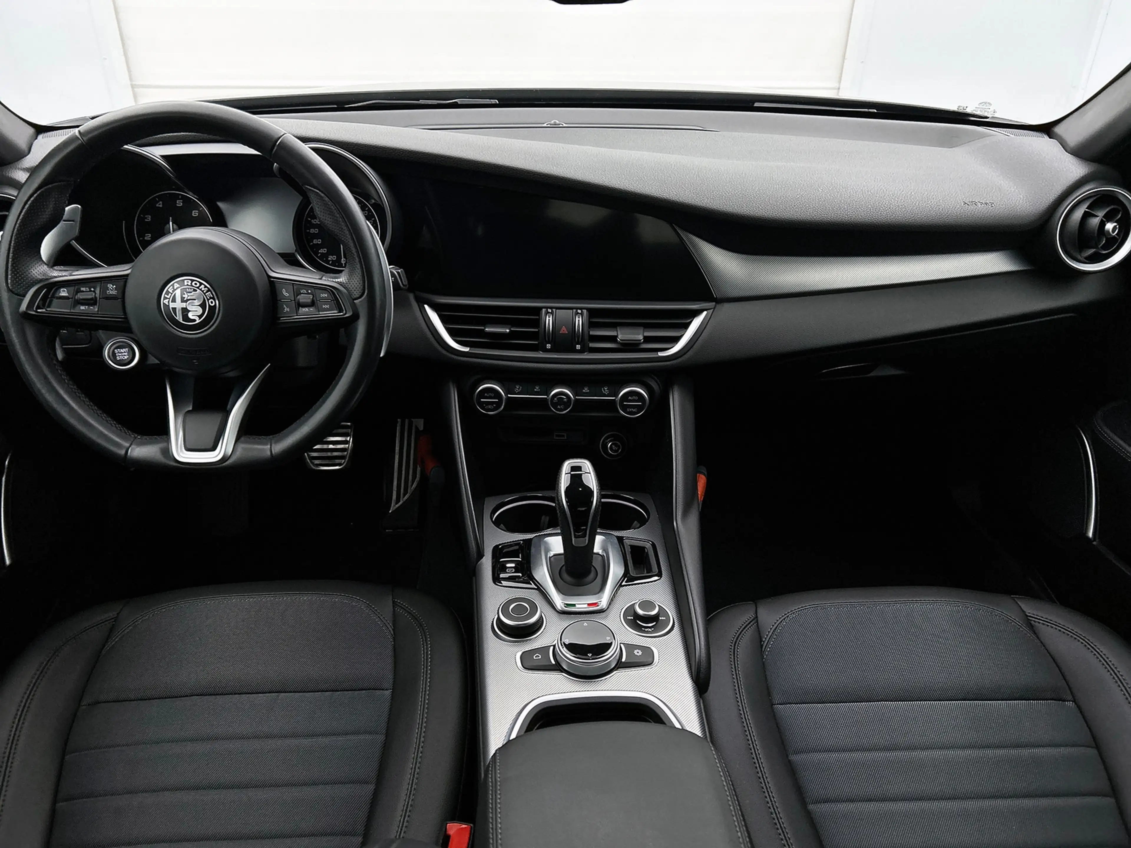 Alfa Romeo Giulia 2.0T Sprint | Trekhaak | Clima | Navi | 12 maanden — photo 18