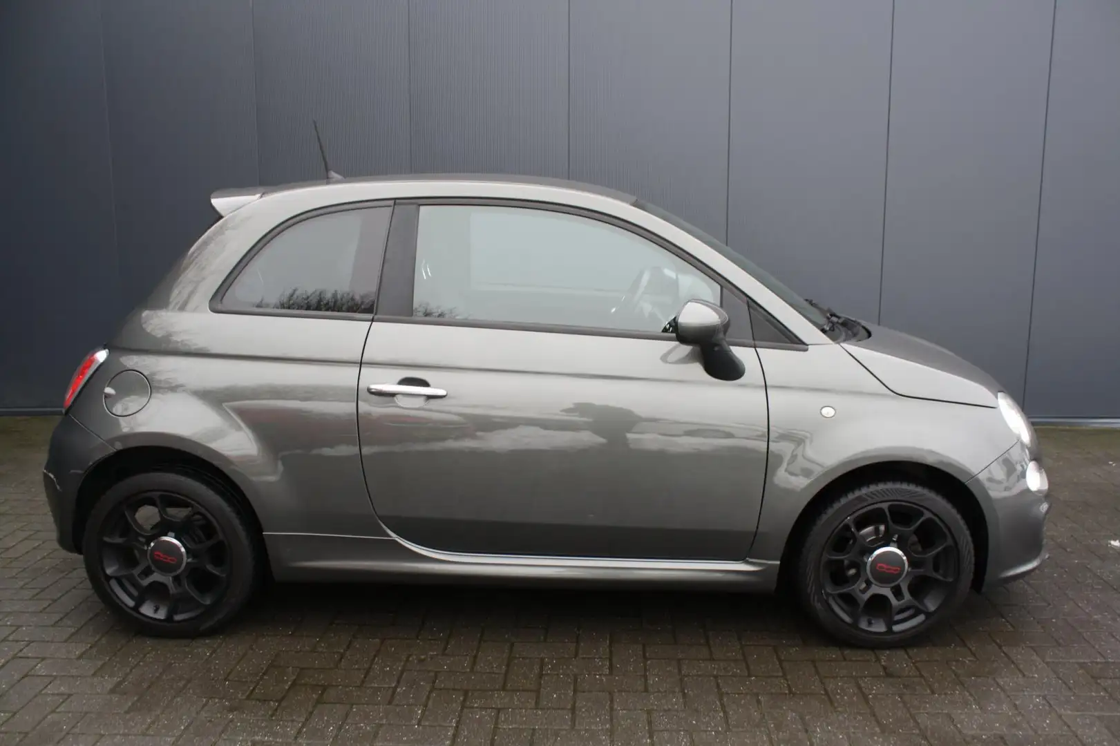 Fiat 500 1.2 Lounge SPORT - AIRCO - LM VELGEN Grau - 2