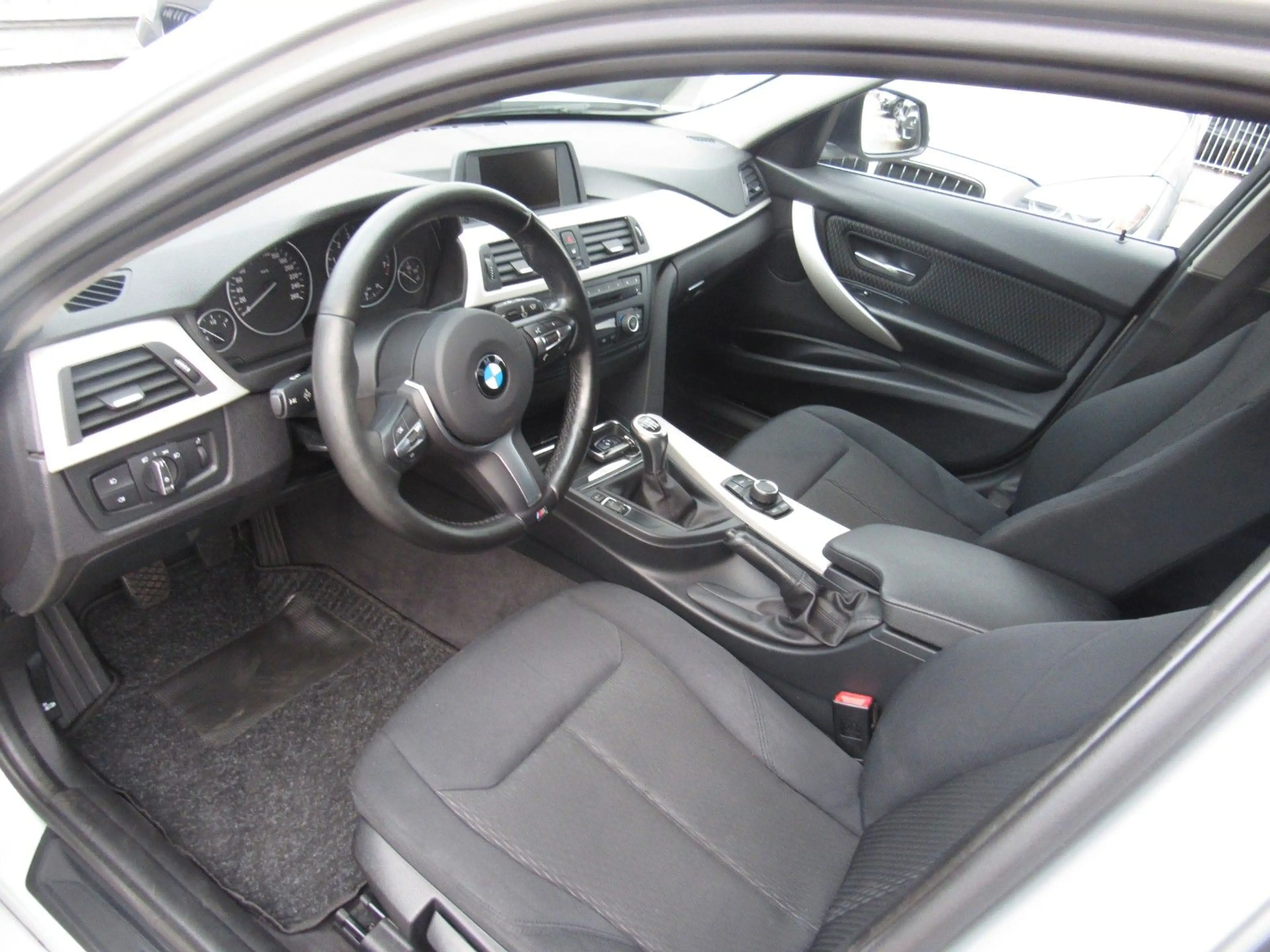 BMW 316 3 Touring,M-OPTIK.ALU,SITZHEIZUNG. — photo 6