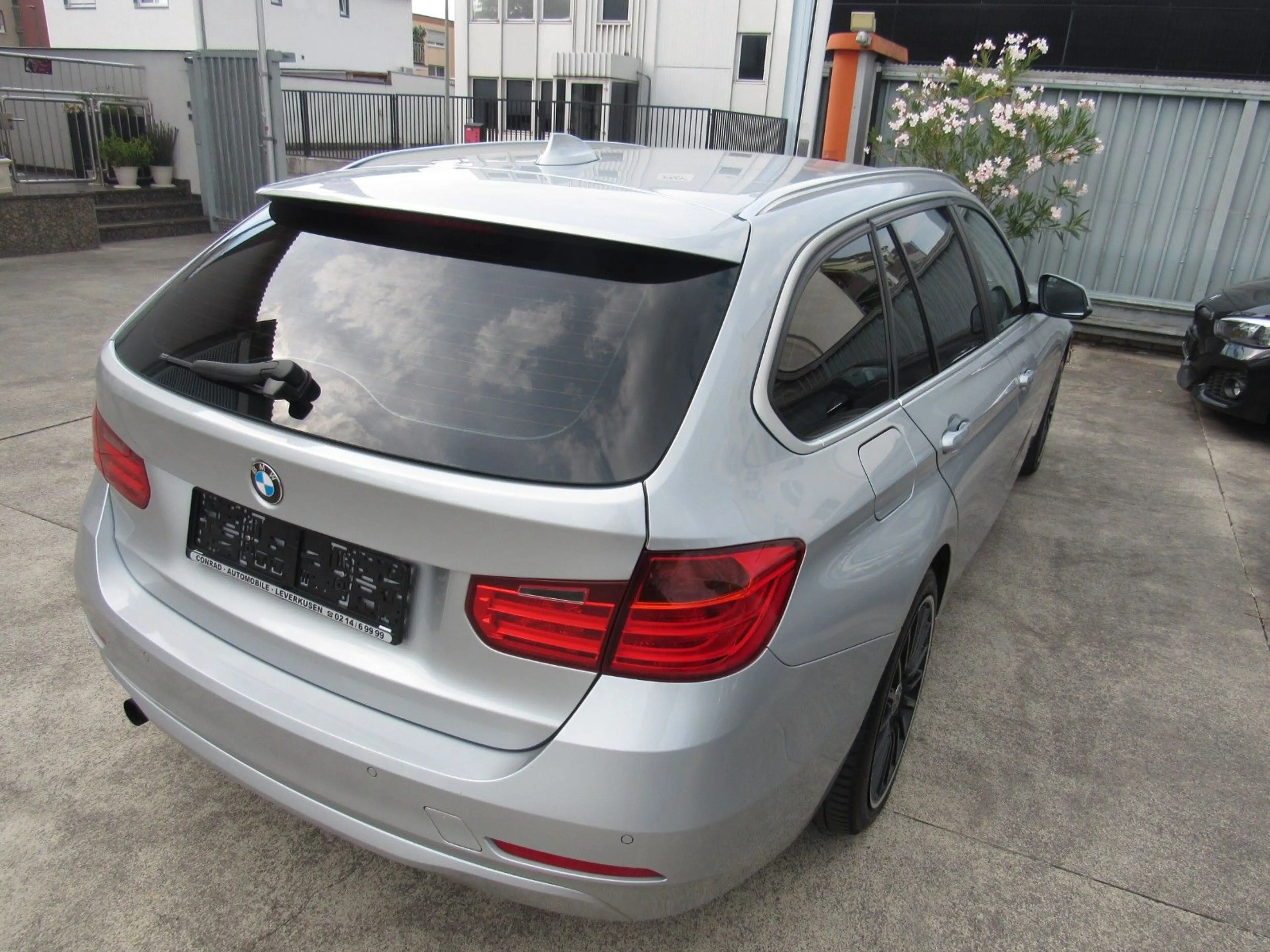 BMW 316 3 Touring,M-OPTIK.ALU,SITZHEIZUNG. — photo 3