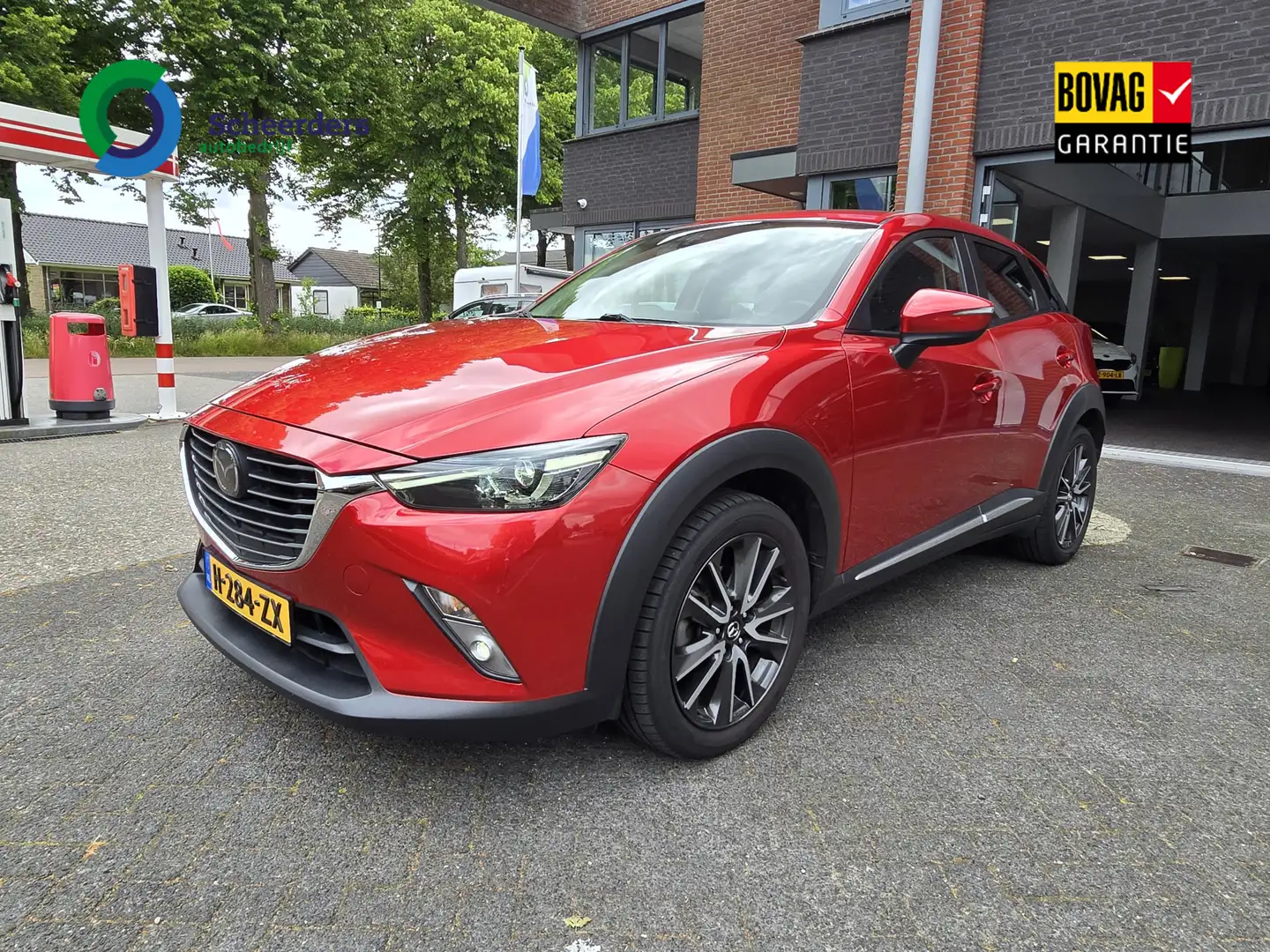 Mazda CX-3 2.0 SkyActiv-G 120 GT-M ,Adaptive cruise,Bose,1 ja Červená - 1