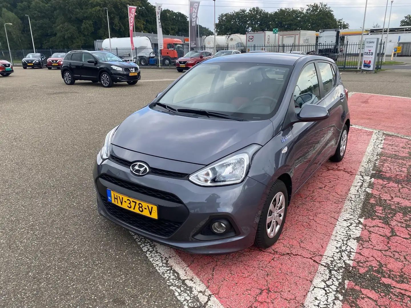 Hyundai i10 1.0i i-Motion Comfort | Climate Control | Gris - 2