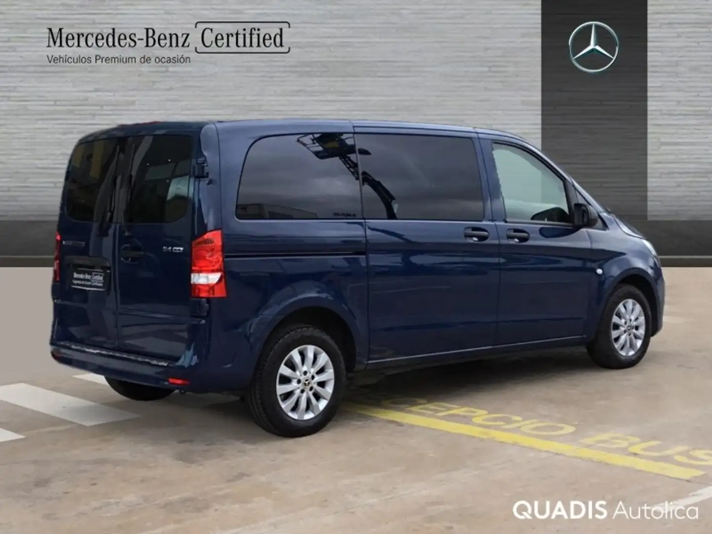 Mercedes-Benz Vito Tourer 114 CDI Select Compacta 9G-Tronic Azul - 2