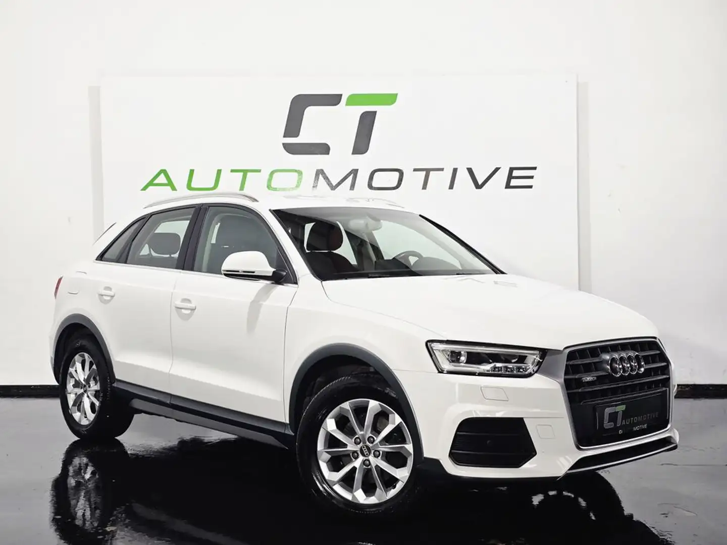Audi Q3 2,0 TDI Design Quattro S-tronic Weiß - 1