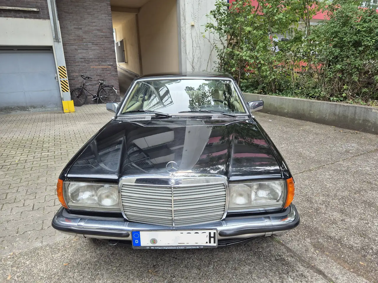 Mercedes-Benz CE 230 Baureihe W123, foto 4