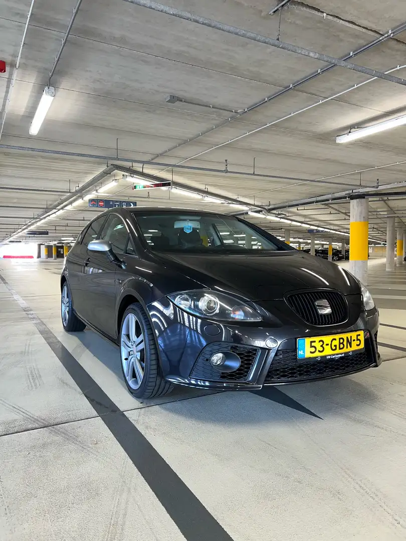 SEAT Leon 2.0 TFSI FR DSG Nl Auto NAP Zwart - 1