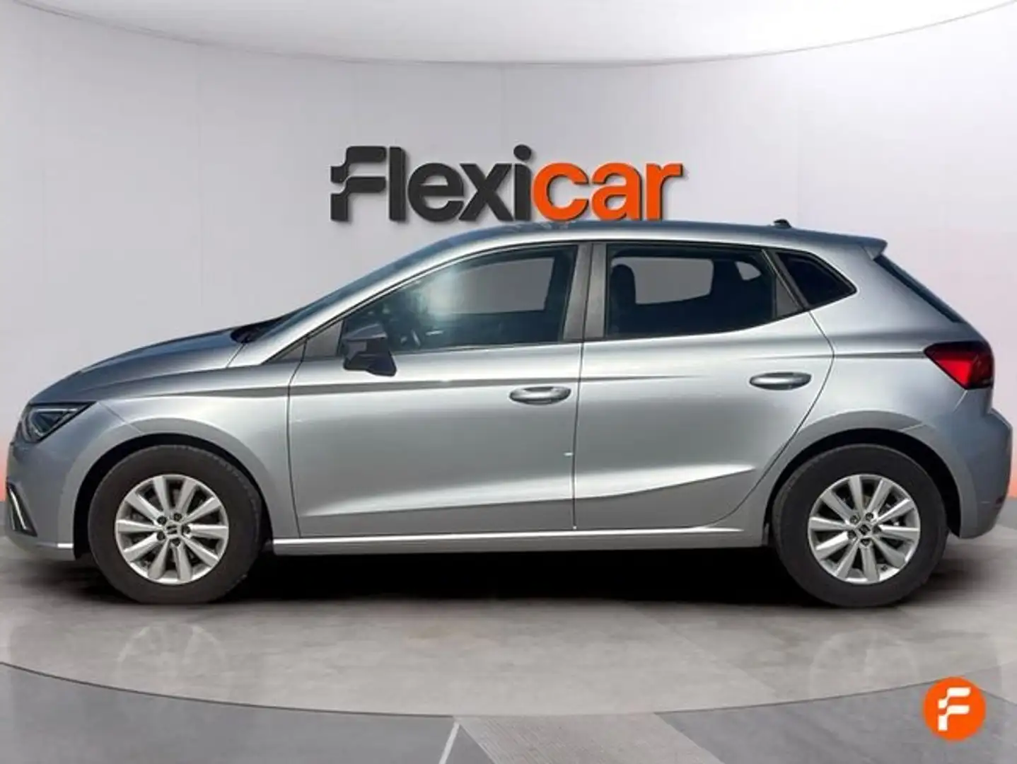 SEAT Ibiza 1.0 TSI 85kW (115CV) Style XM Gris - 2