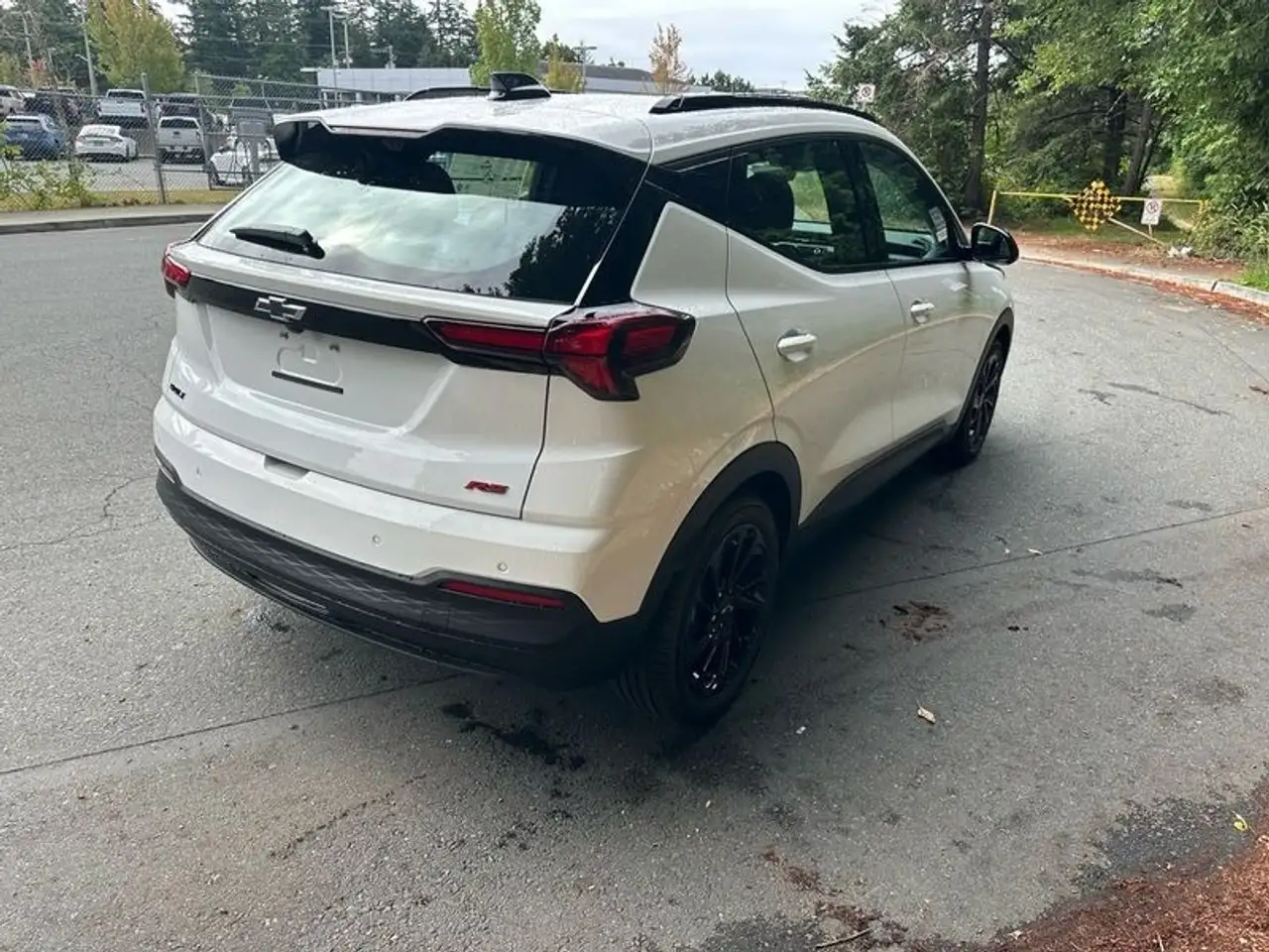 Chevrolet Bolt photo Chevrolet Bolt