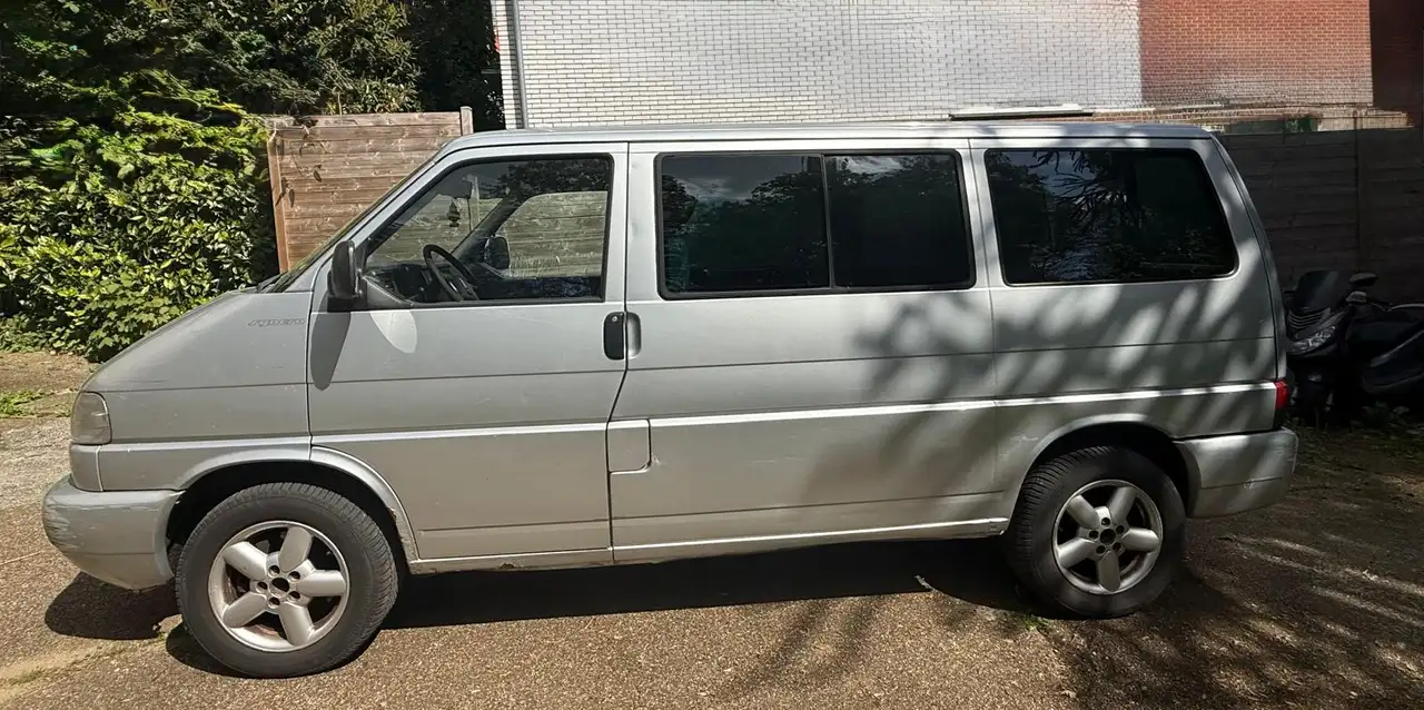 Volkswagen T4 Multivan 2.5 TDi Syncro, foto 2