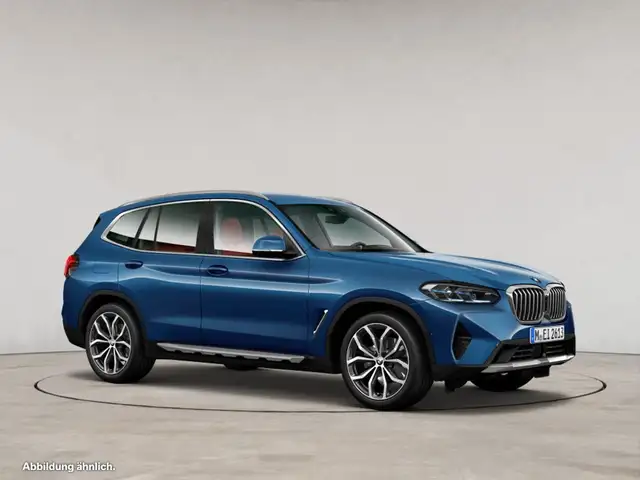BMW X3 view 9