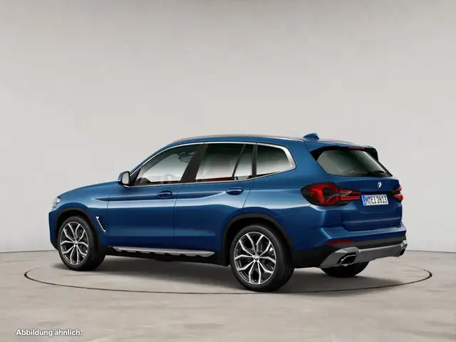 BMW X3 view 6