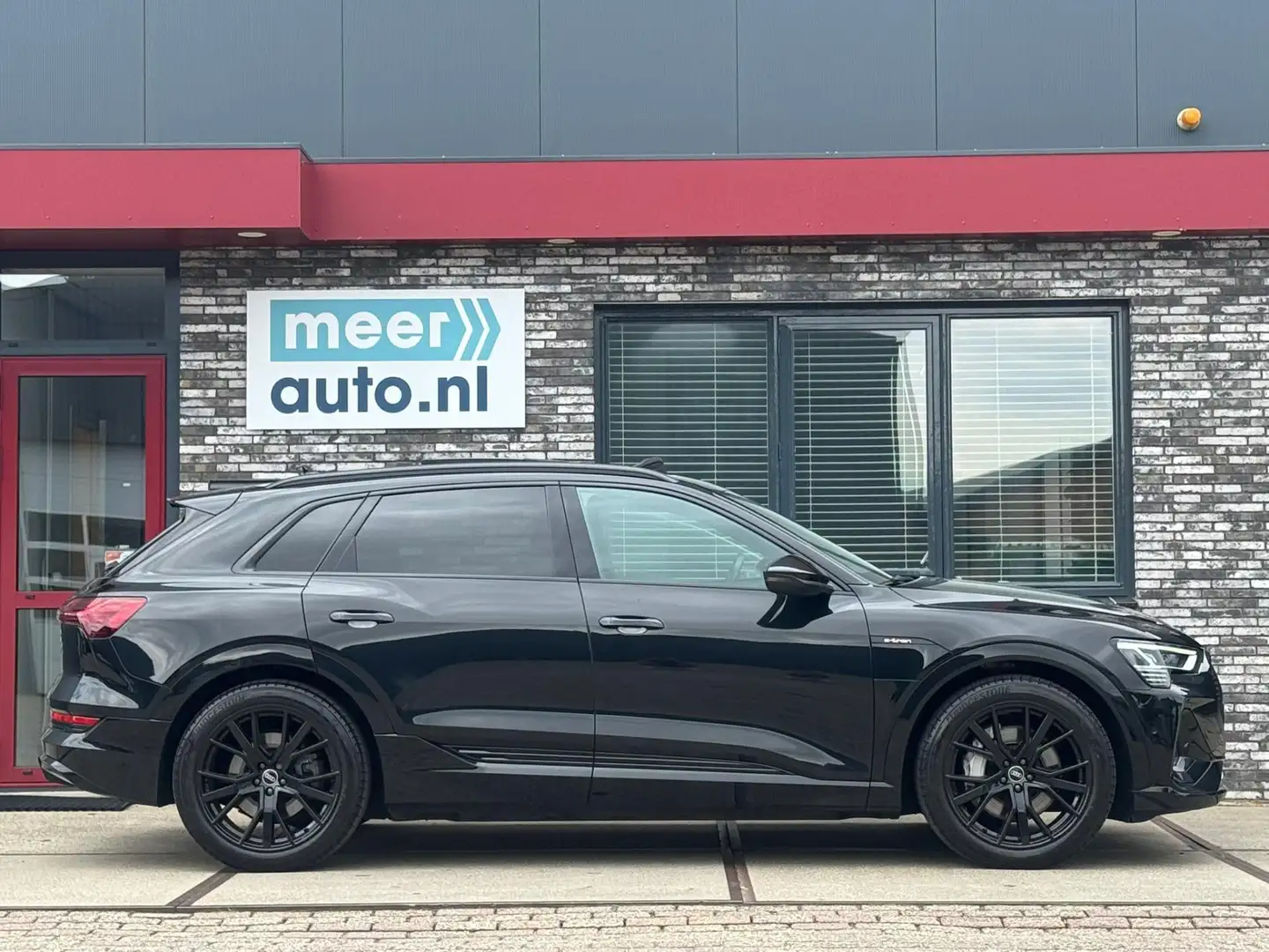 Audi e-tron 50 BLACK EDITION S-LINE l PANO l 21INCH l ADAPT.CR Noir - 2