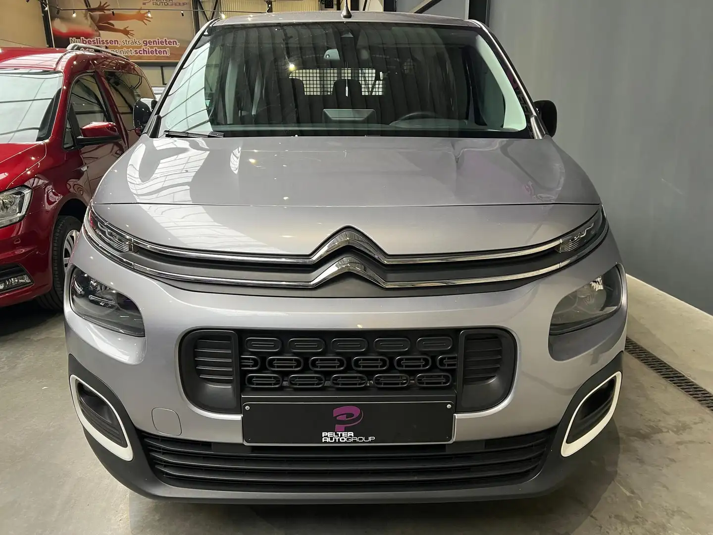 Citroen Berlingo 1.2 PureTech 5-Zitpl. GPS Camera CarPlay! Gris - 2