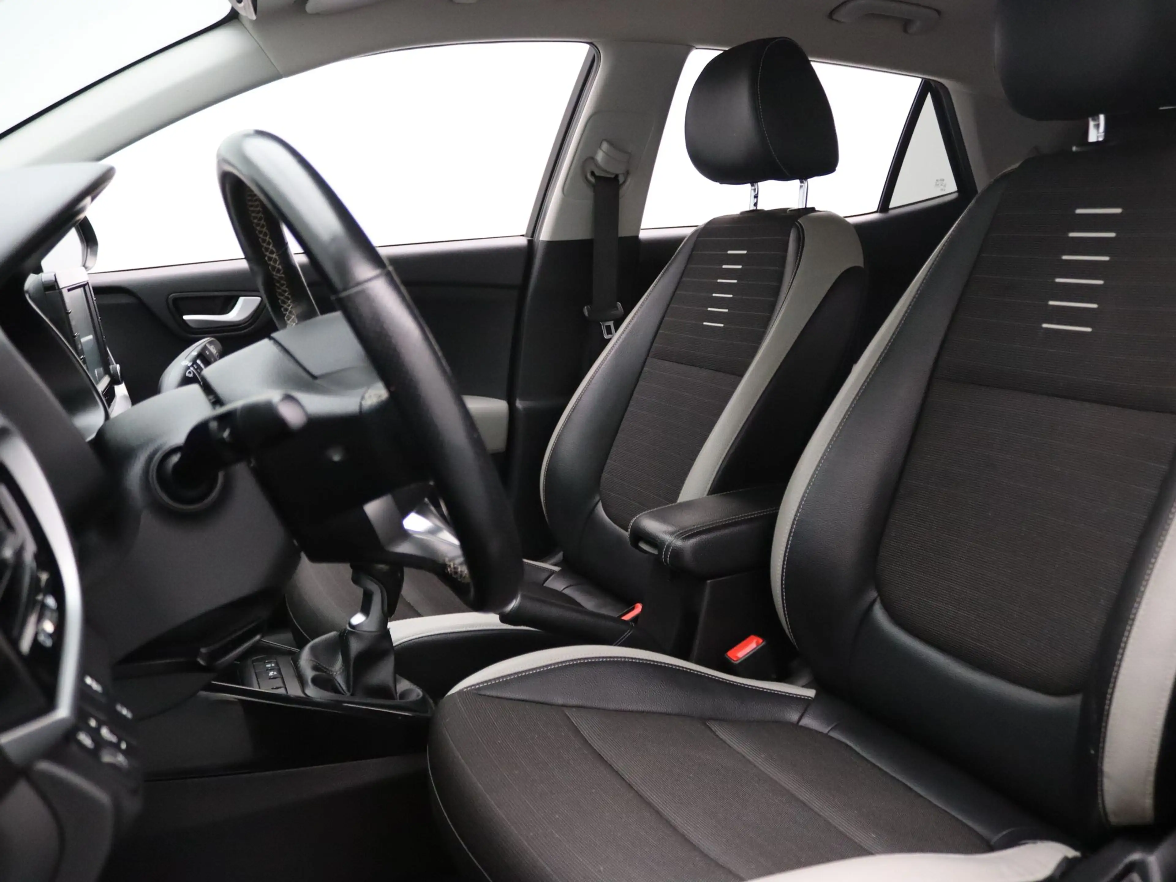 Kia Stonic 100pk T-GDi Sports Edition Apple Carplay/Android A — photo 5