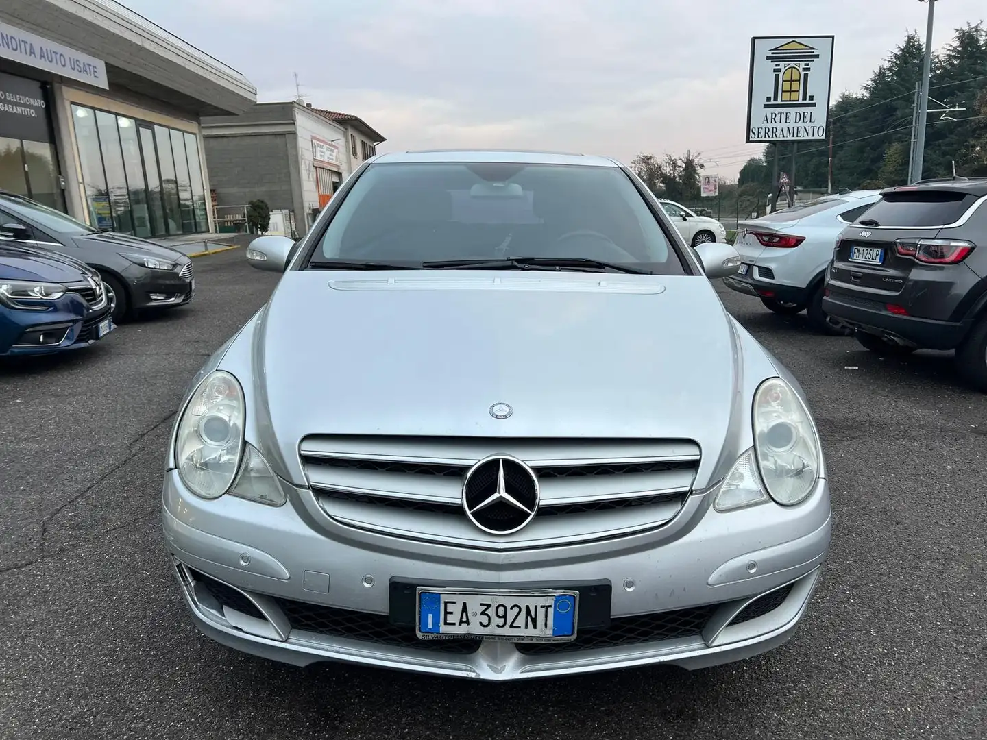 Mercedes-Benz R 320 CDI 4MATIC SPORT 225CV Plateado - 2