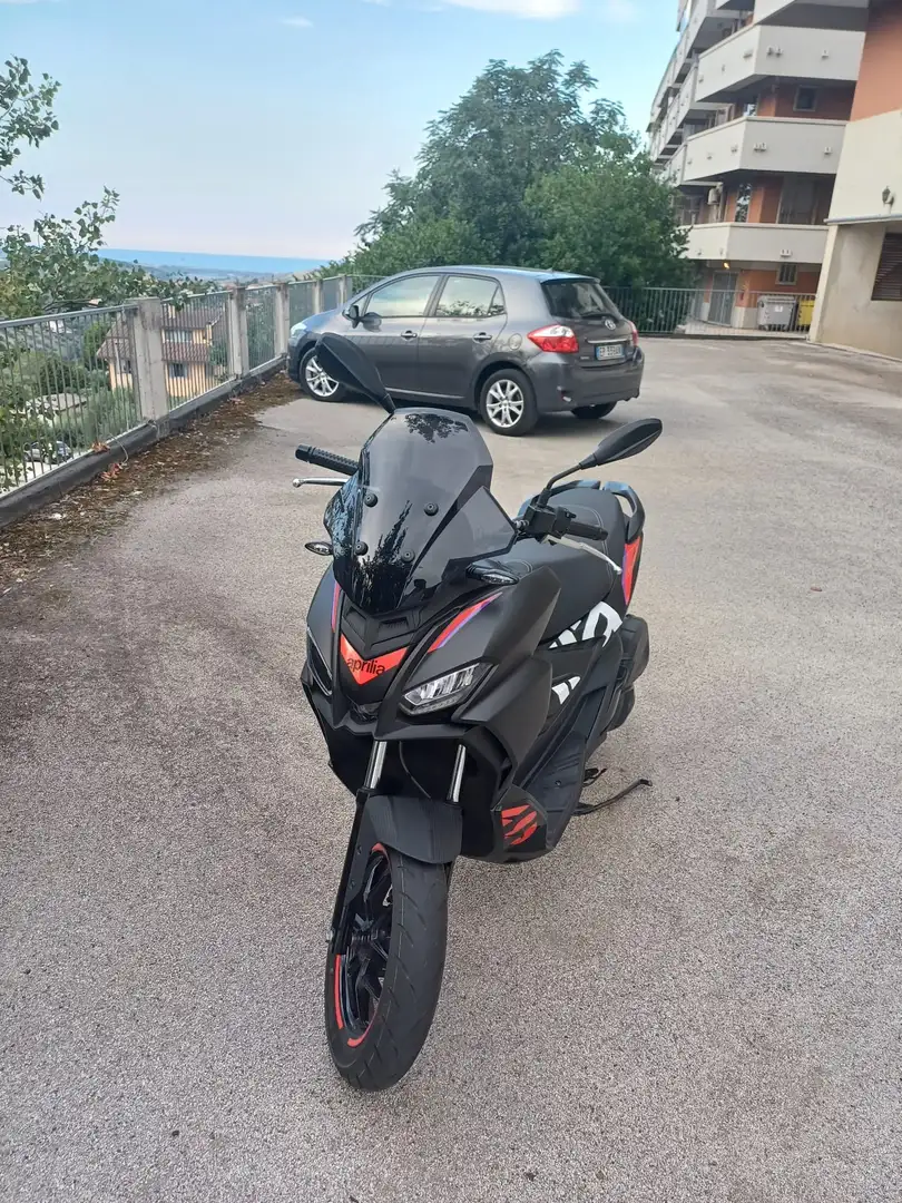 Aprilia SR GT 125 Replica Fekete - 1