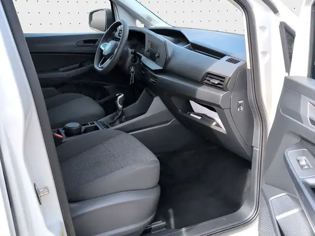 Volkswagen Caddy Maxi view 4