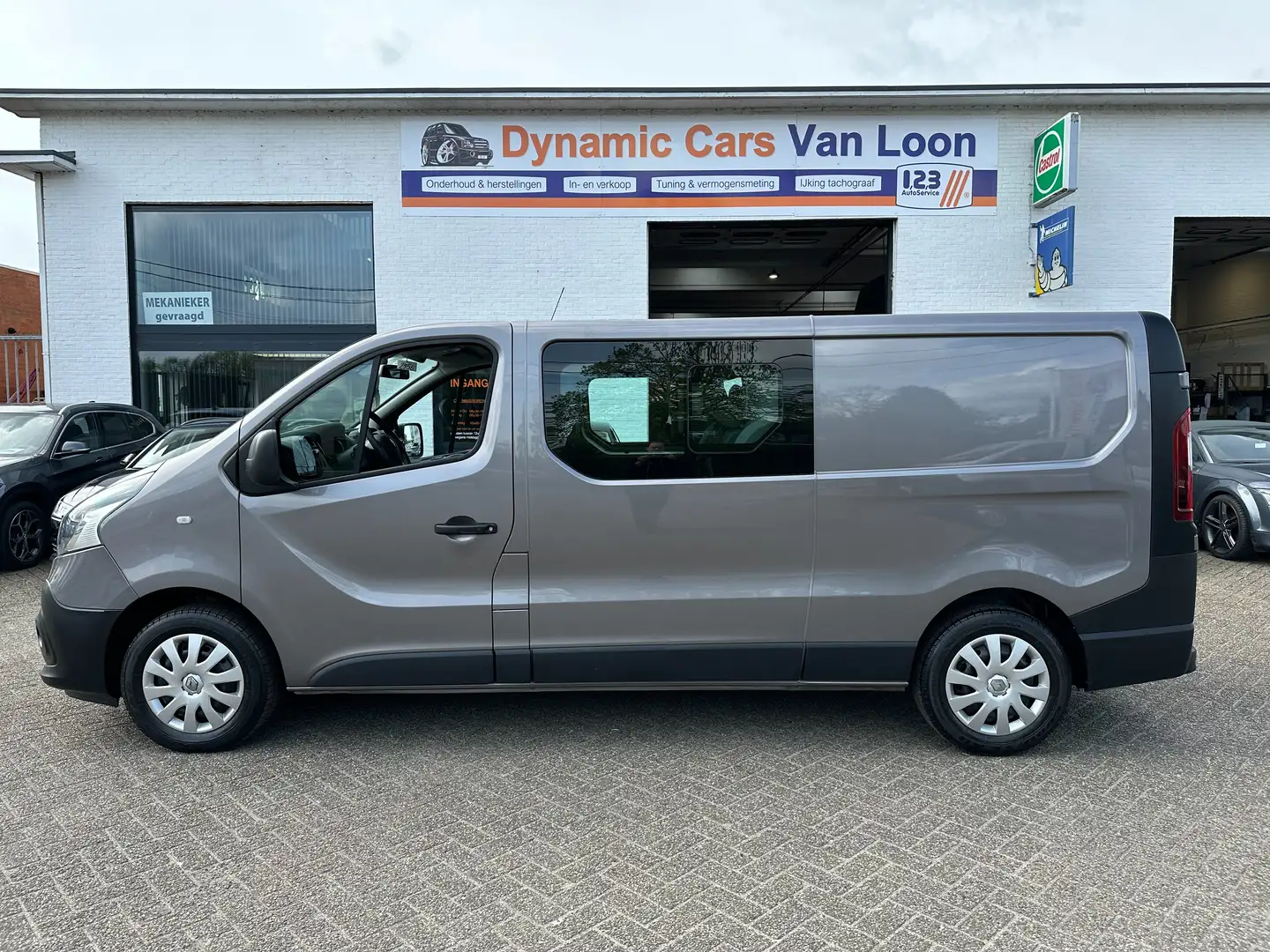 Renault Trafic 1.6Dci L2 Airco Camera Pdc KeyLes Usb/Bleutooth Silber - 2