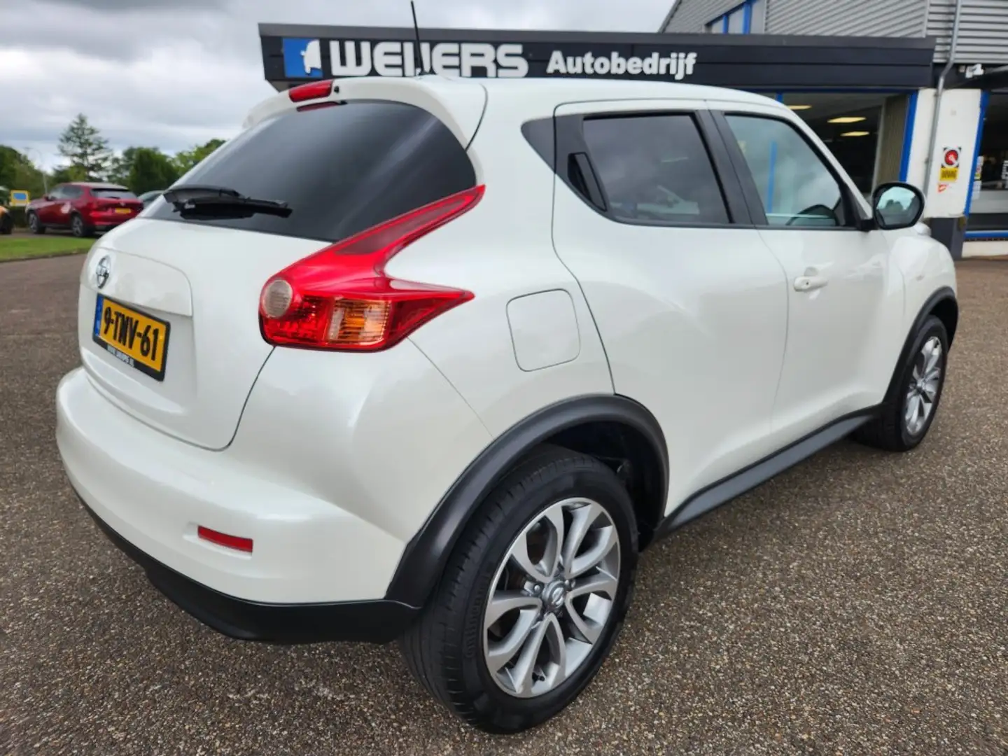 Nissan Juke 1.6 TEKNA Automaat, Navi, Camera, Leder, Cruise White - 2