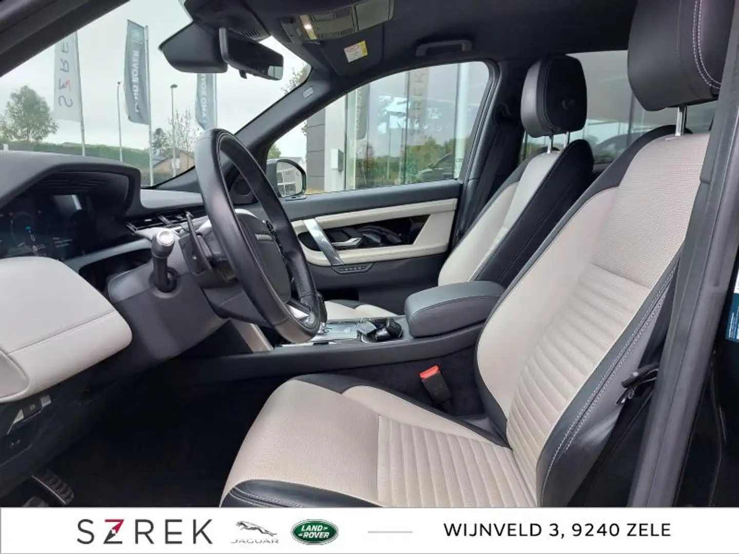 Land Rover Discovery Sport P300e R-Dynamic HSE AWD Auto. 20.5MY Zwart - 2
