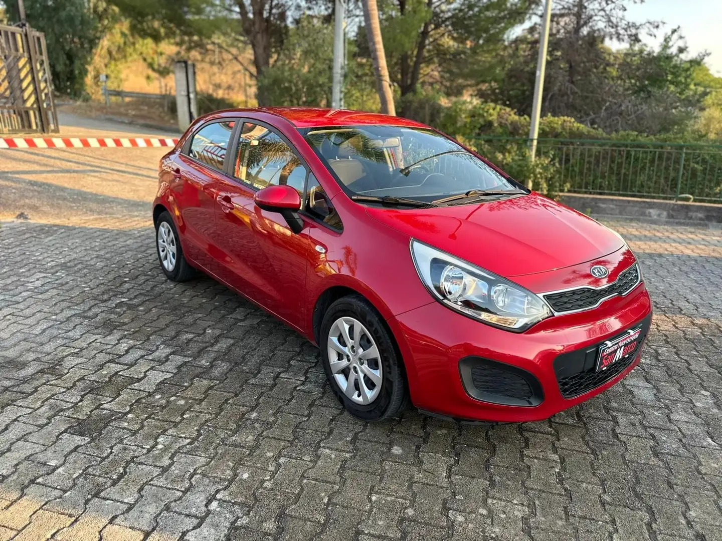 Kia Rio Rio III 2011 5p 1.1 crdi EX Rouge - 2