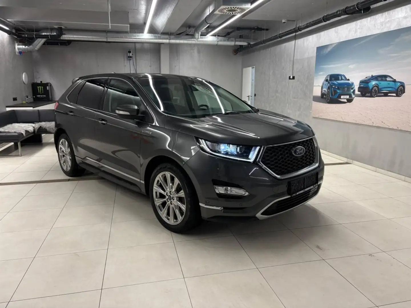 Ford Edge 2.0 TDCi Vignale 4x4 Grau - 2
