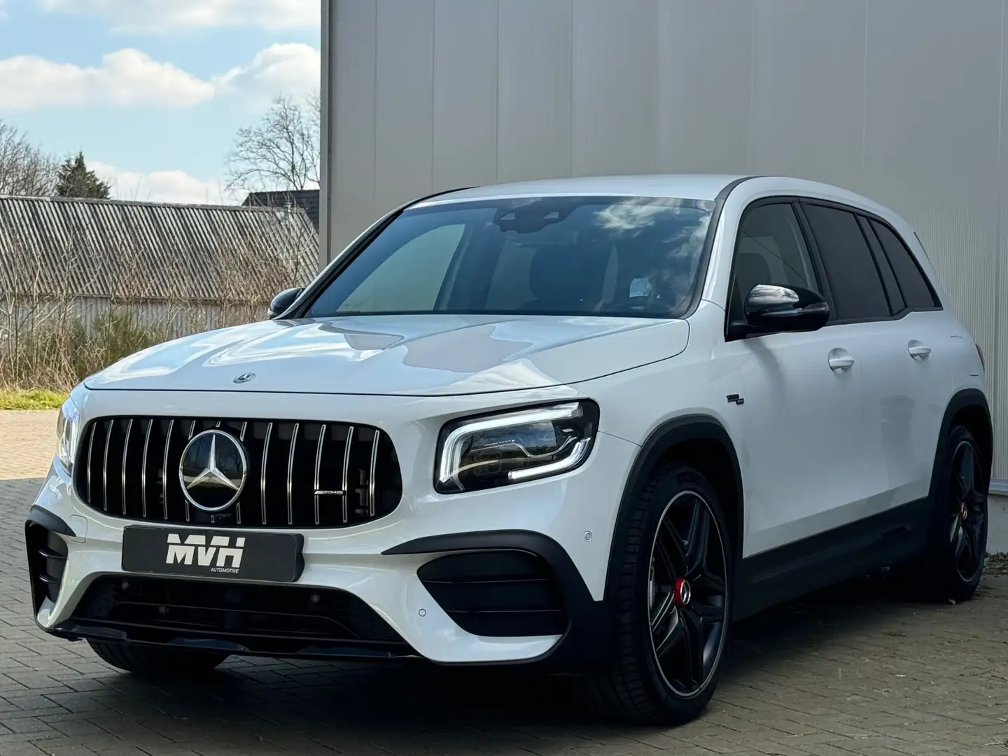 Mercedes-Benz GLB 35 AMG 4MATIC Premium Plus - Night Edition - Burmester - Blanco - 1