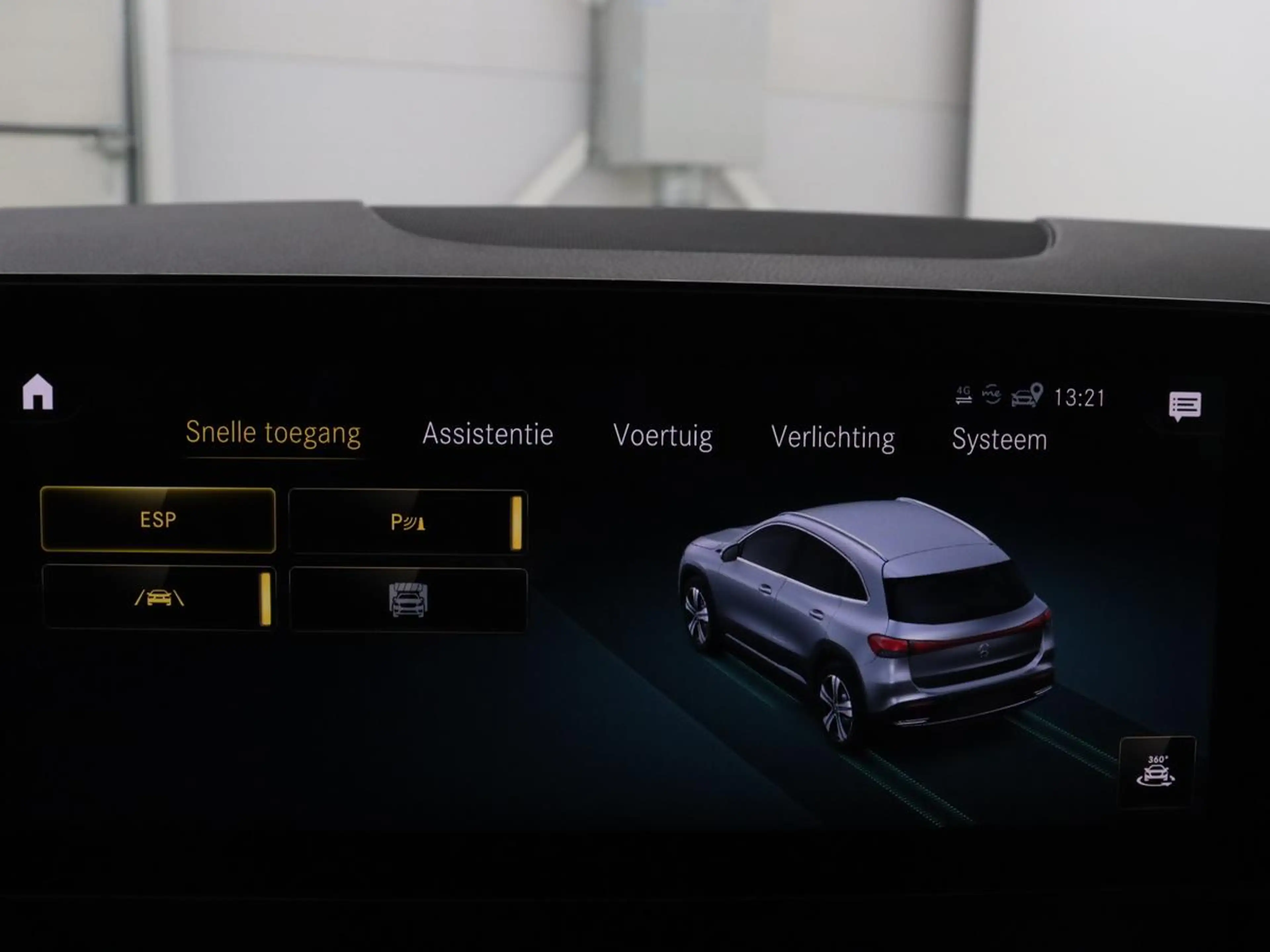 Mercedes-Benz EQA 250 Business Solution Luxury 67 kWh | SOH 96,1% | Keyl — photo 31