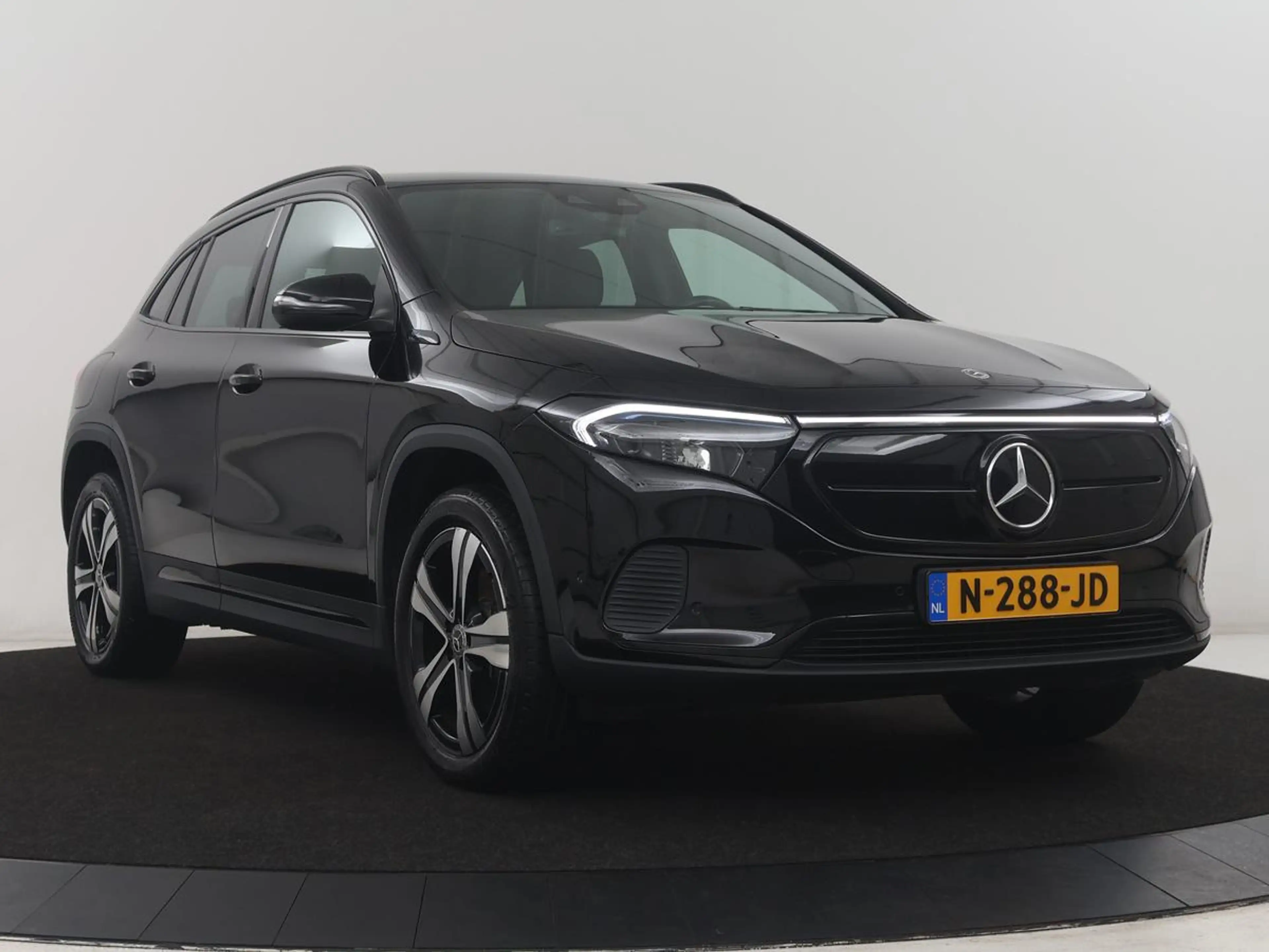 Mercedes-Benz EQA 250 Business Solution Luxury 67 kWh | SOH 96,1% | Keyl — photo 43