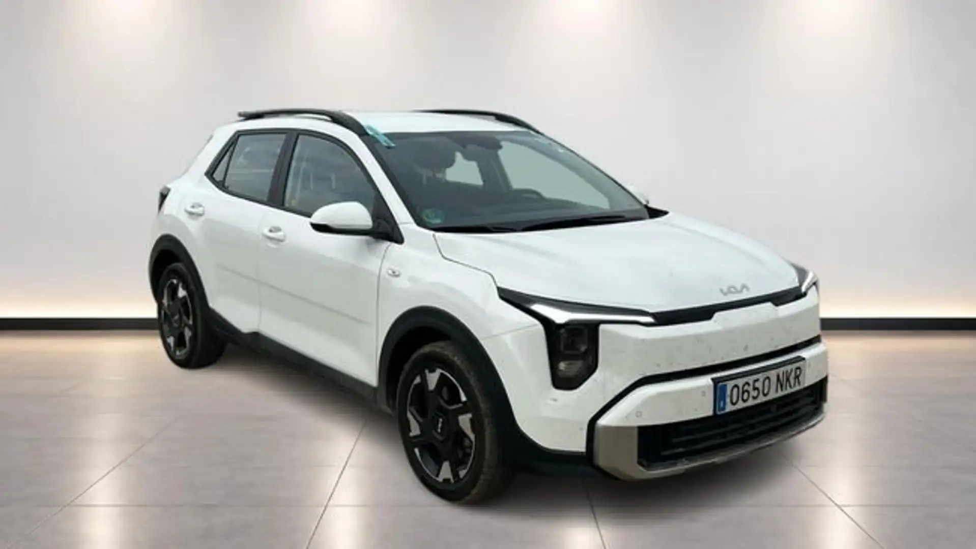 Kia Stonic 1.0 T-GDI MHEV IMT 74KW CONCEPT 100 5P Blanco - 1