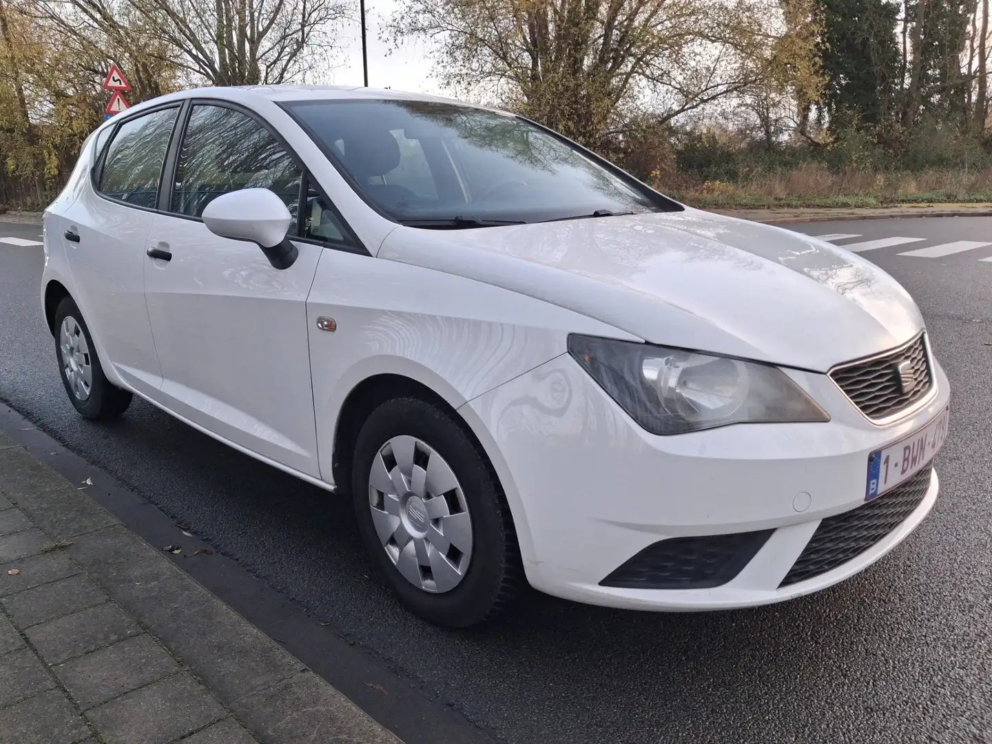 SEAT Ibiza Ibiza 1.2i Reference CLIM Blanc - 2