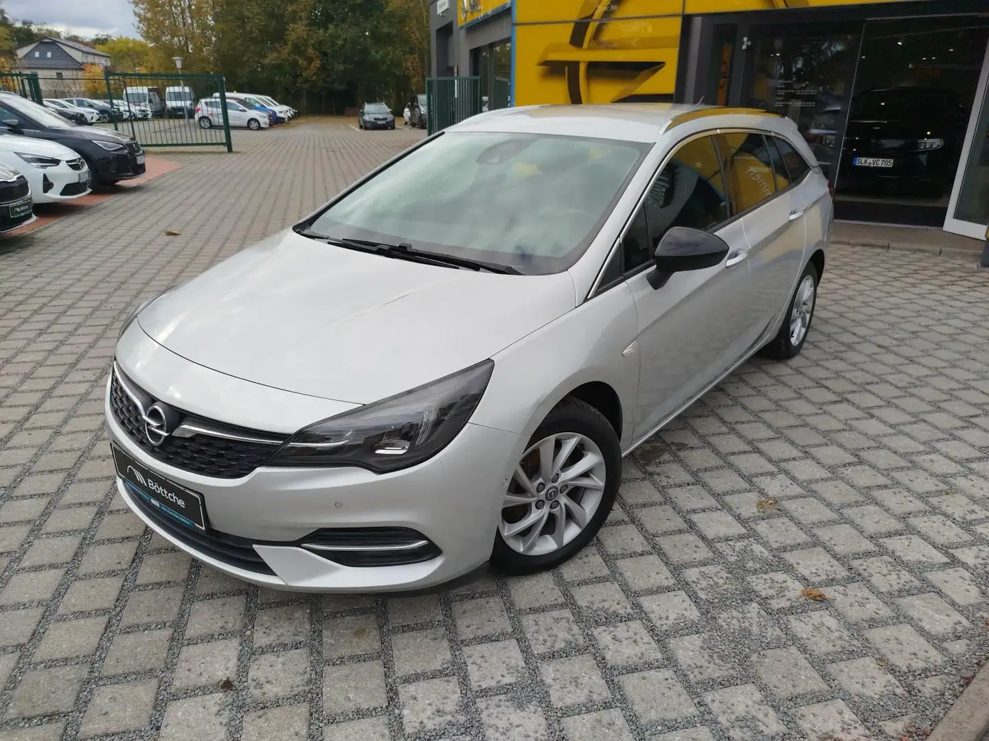 Opel Astra 1.5 CDTI, NaviSH,LH, PDC+Kamera, Allwetterreifen Silber - 2