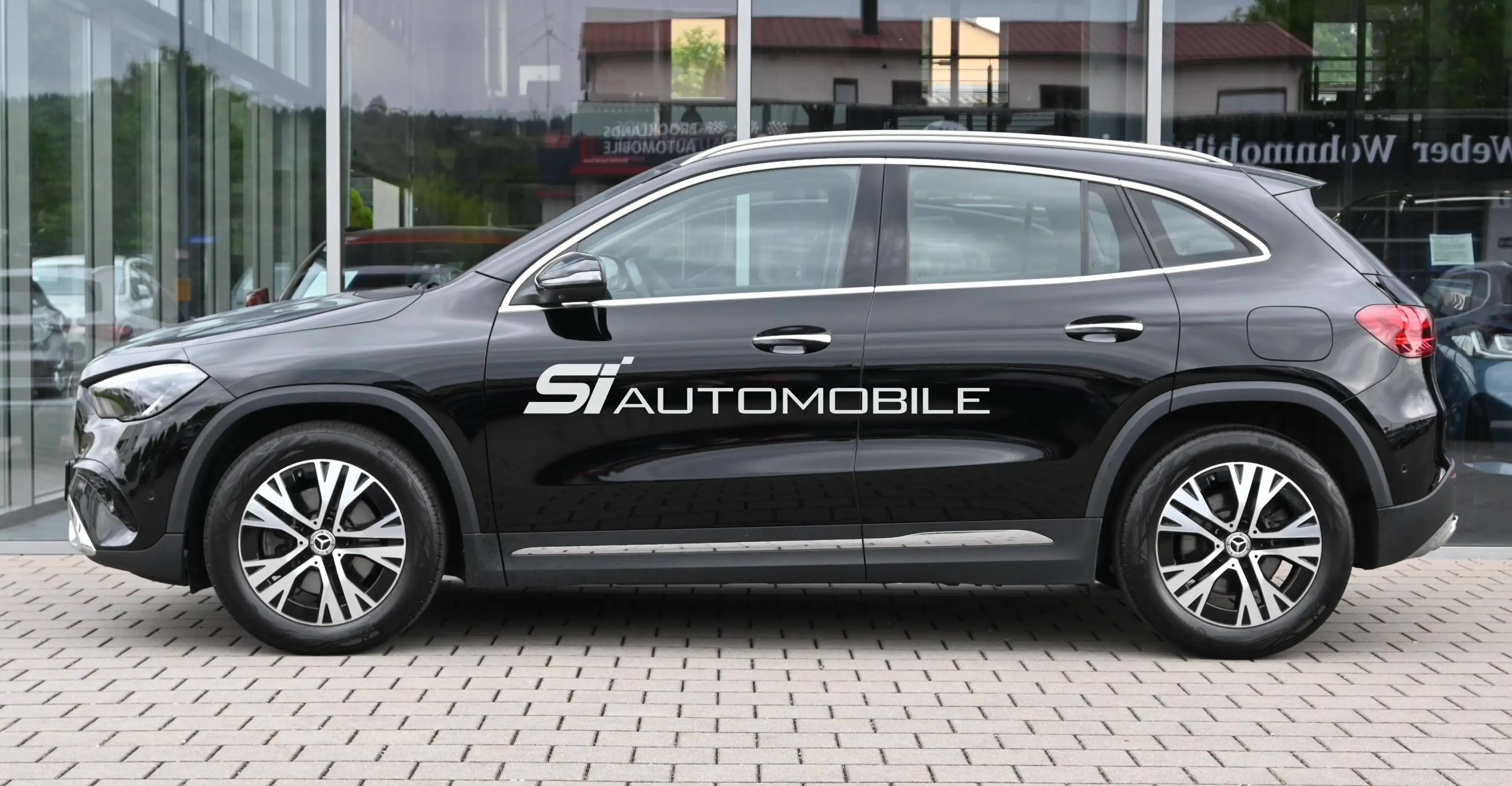 Mercedes-Benz GLA 220 d 4Mat. Edition Progressive Line *ACC*AHK*MEMORY*360°KAM* — photo 2