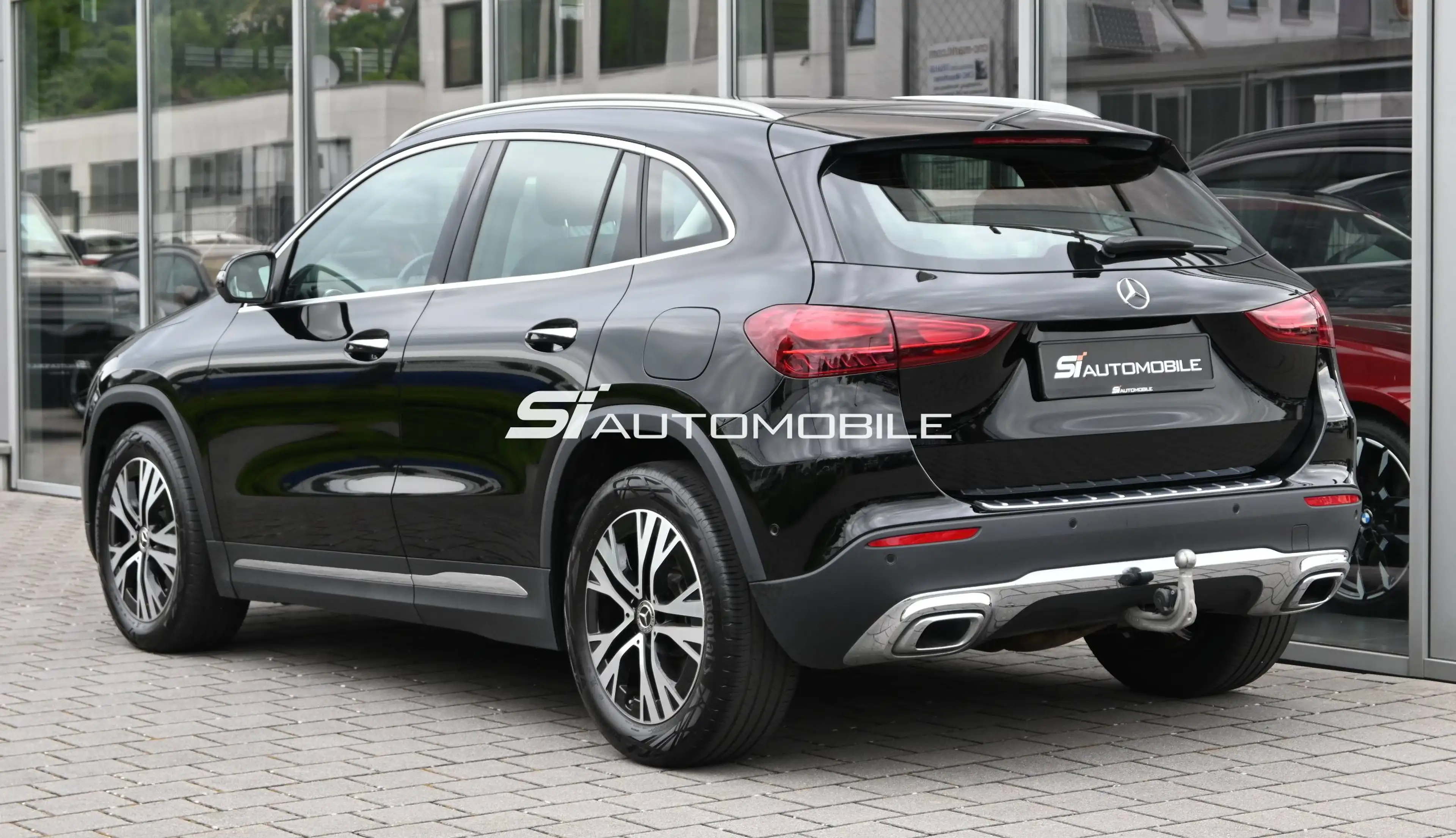 Mercedes-Benz GLA 220 d 4Mat. Edition Progressive Line *ACC*AHK*MEMORY*360°KAM* — photo 3
