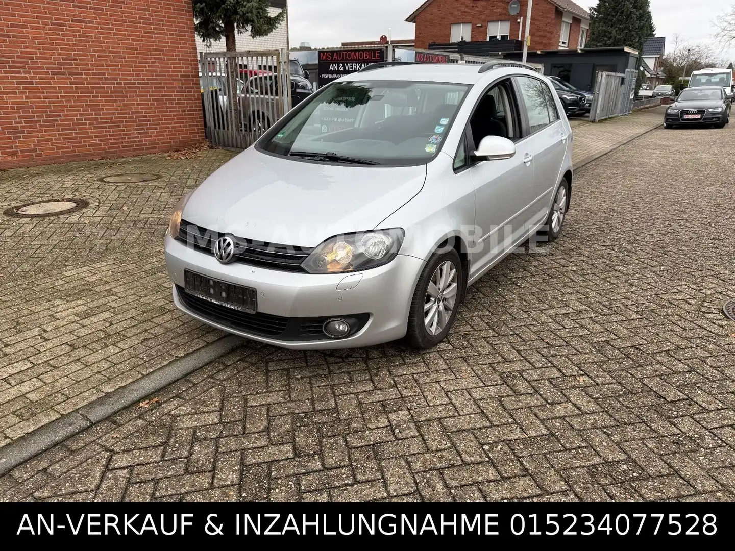 Volkswagen Golf Plus VI Comfortline *AUTOMATIK* Silber - 1