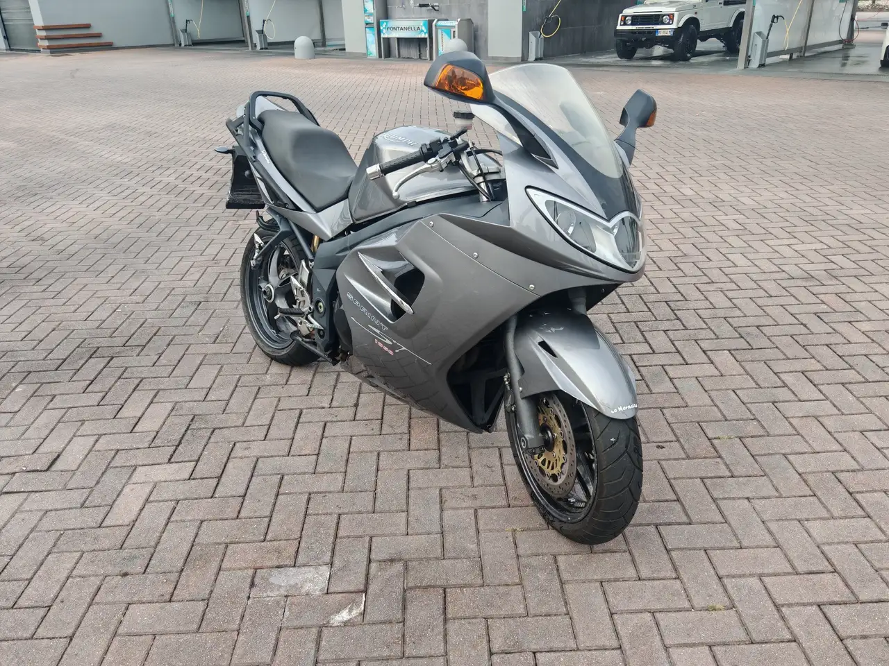 Triumph Sprint ST