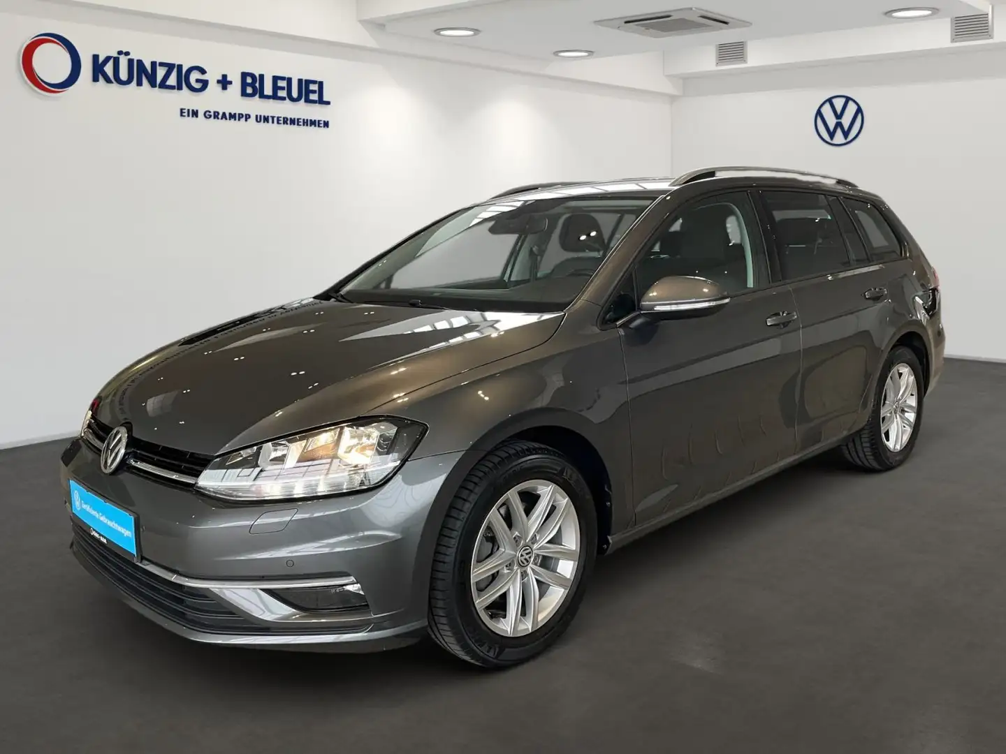 Volkswagen Golf Variant 1.6TDI +NAVI+SHZ+ACC+KLIMA+ Grau - 2