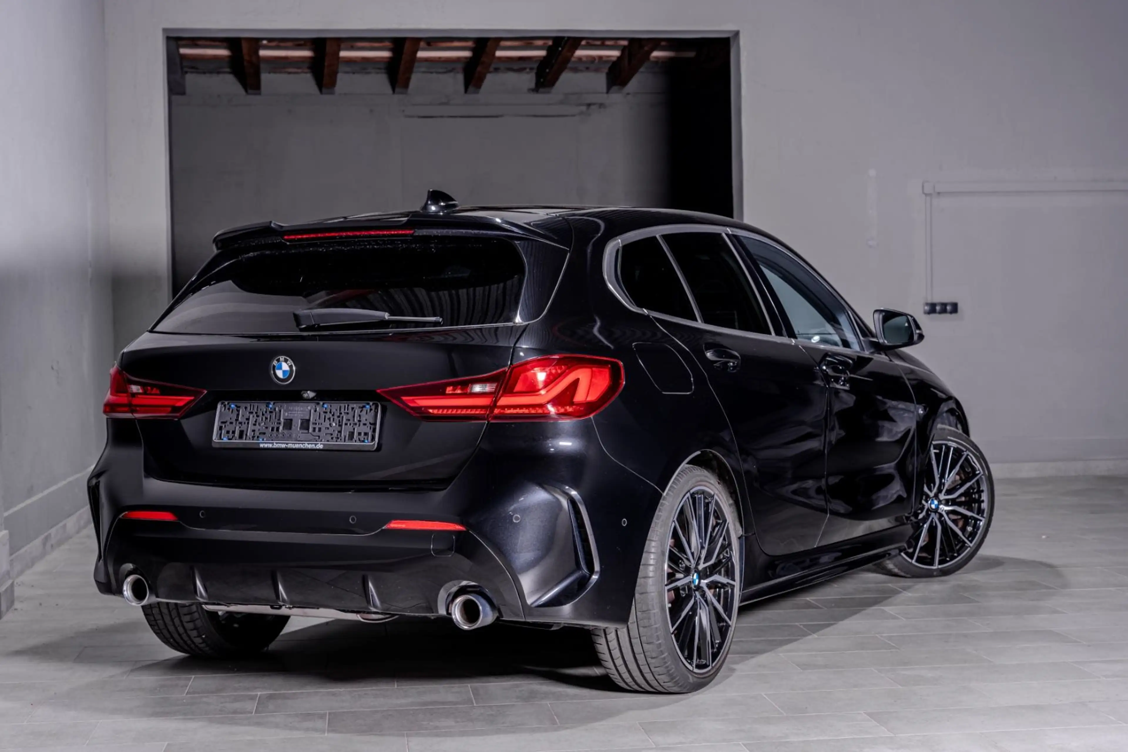 BMW 120 d xDrive M Sport Pano/Kamera/AHK/HiFi/ — photo 7