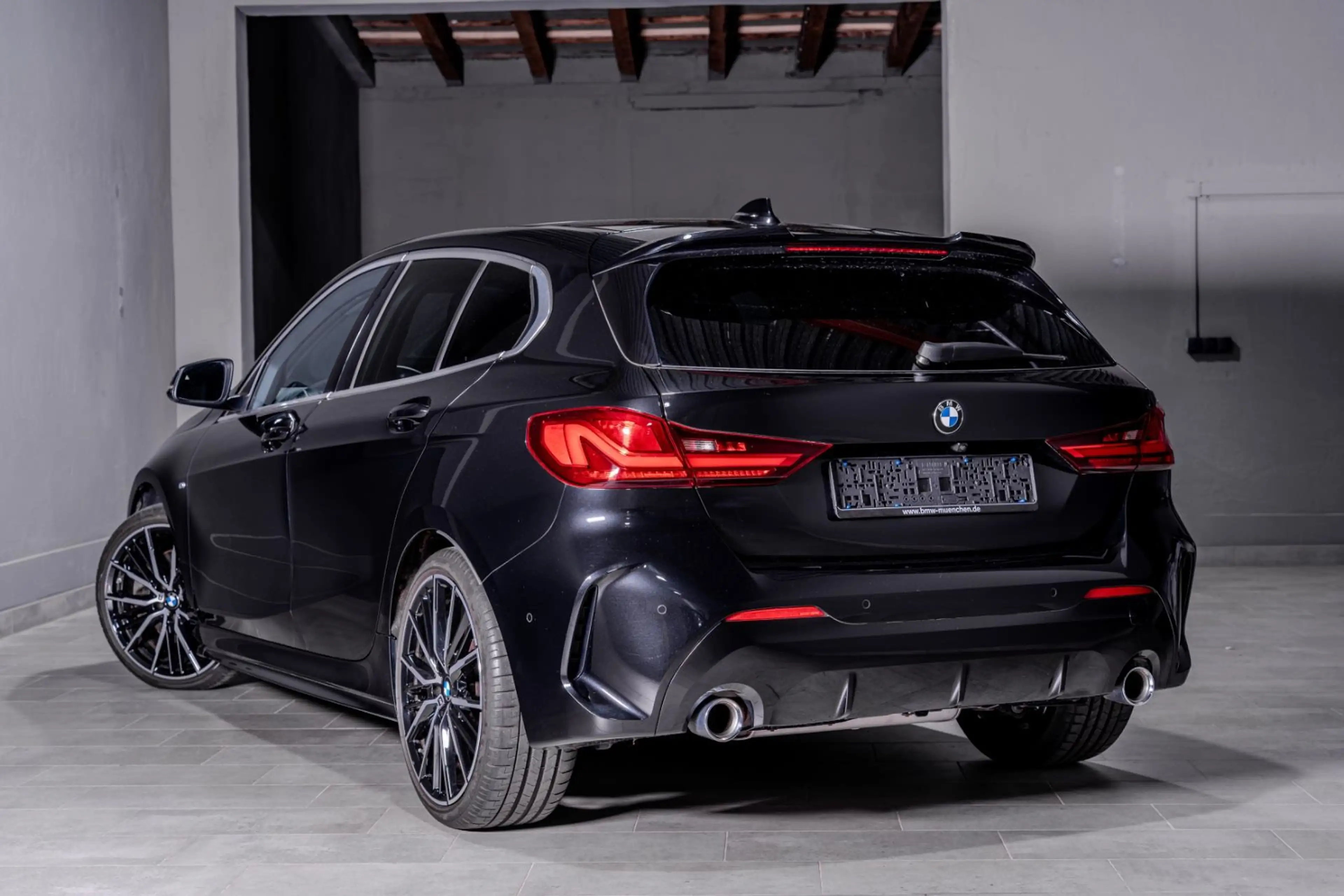 BMW 120 d xDrive M Sport Pano/Kamera/AHK/HiFi/ — photo 8