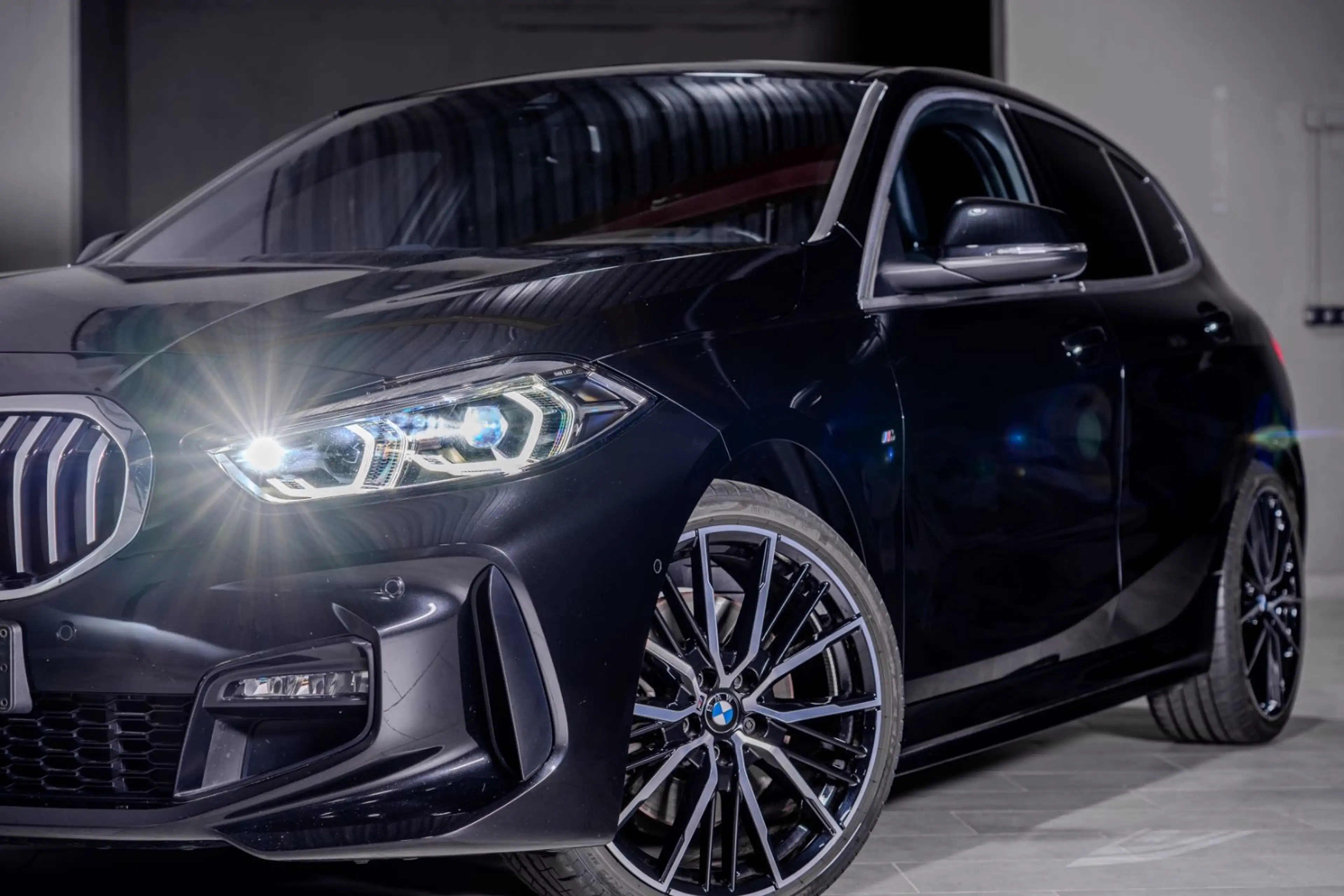 BMW 120 d xDrive M Sport Pano/Kamera/AHK/HiFi/ — photo 2