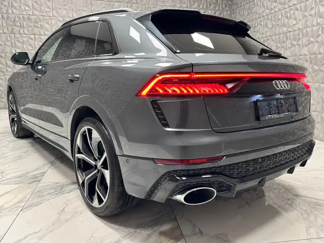 Audi RS Q8 4.0  TFSI quattro Ansicht 5